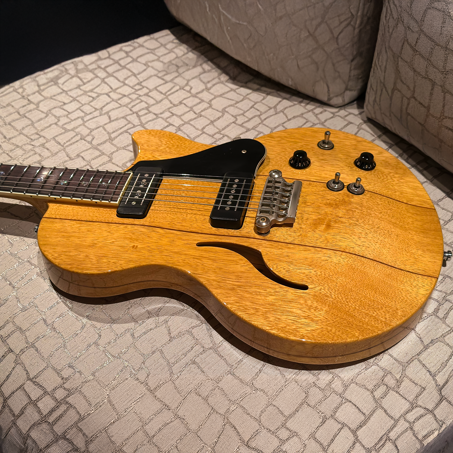 2013 Vox Japan Virage Butterfly Single Cut side