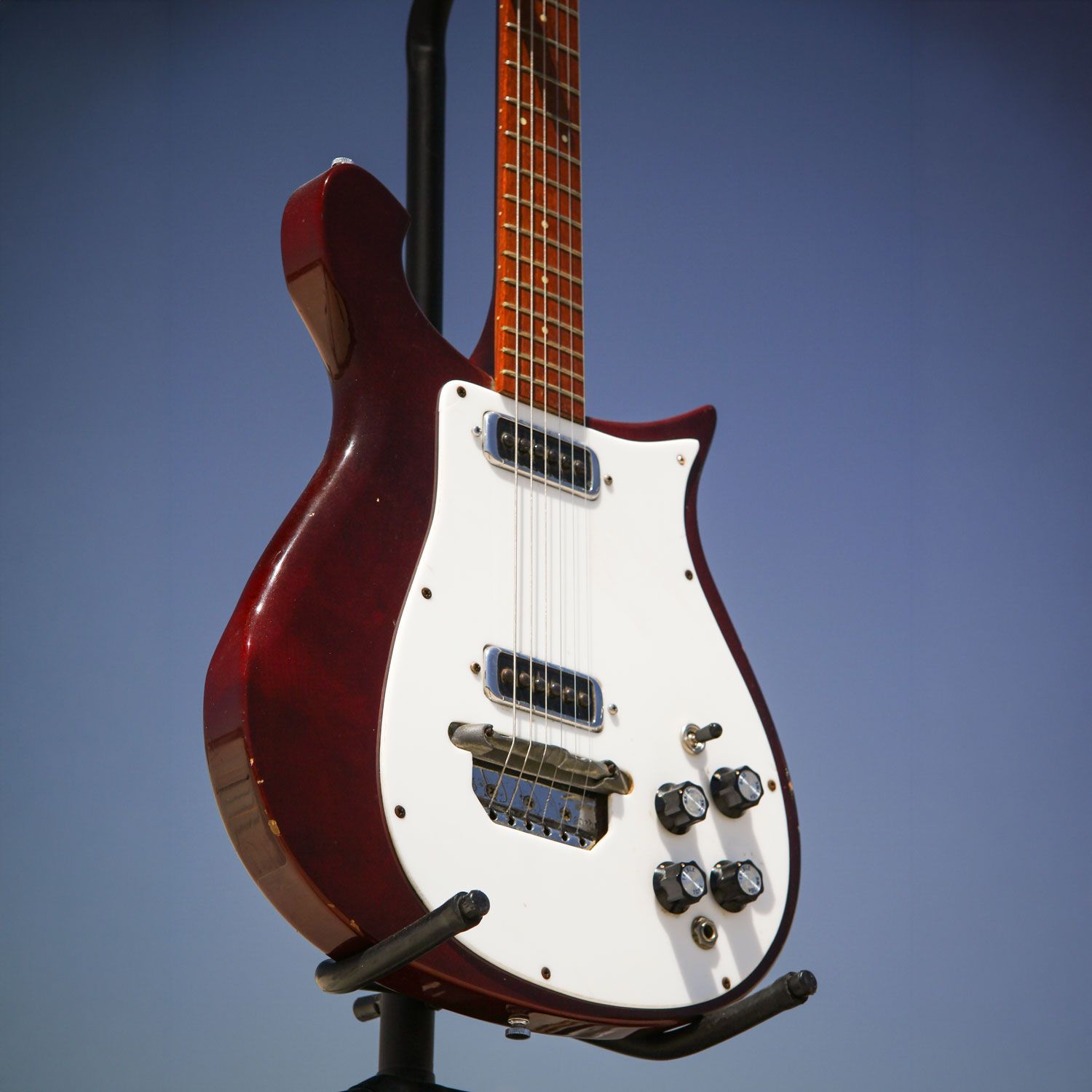 1974 Rickenbacker 450 body