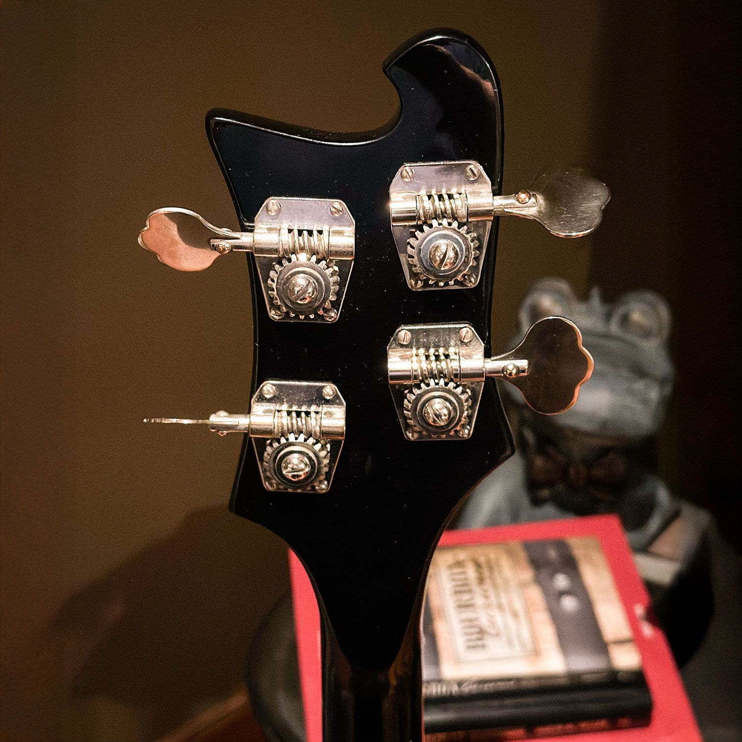 1968 Rickenbacker 4001 headstock back