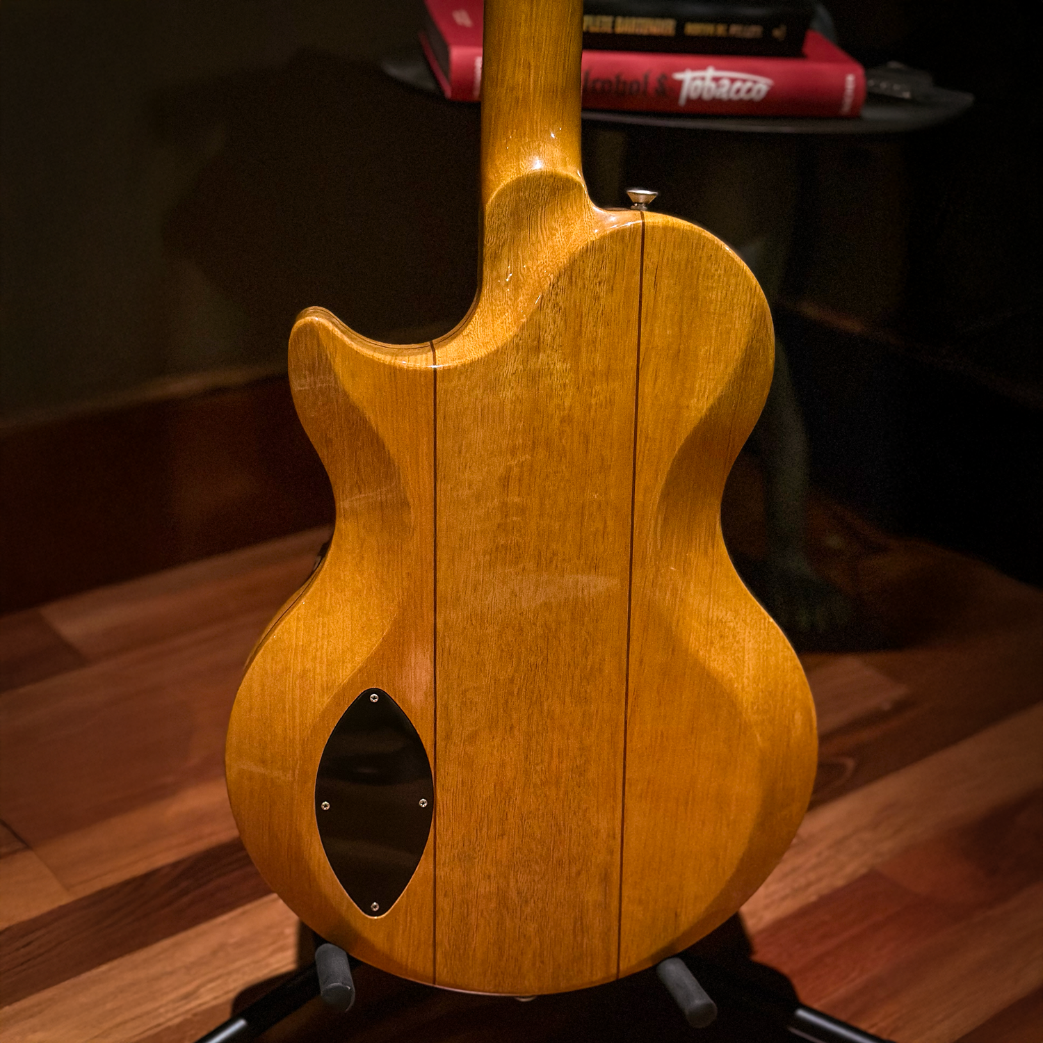 201? Vox Japan Virage Butterfly Single Cut back