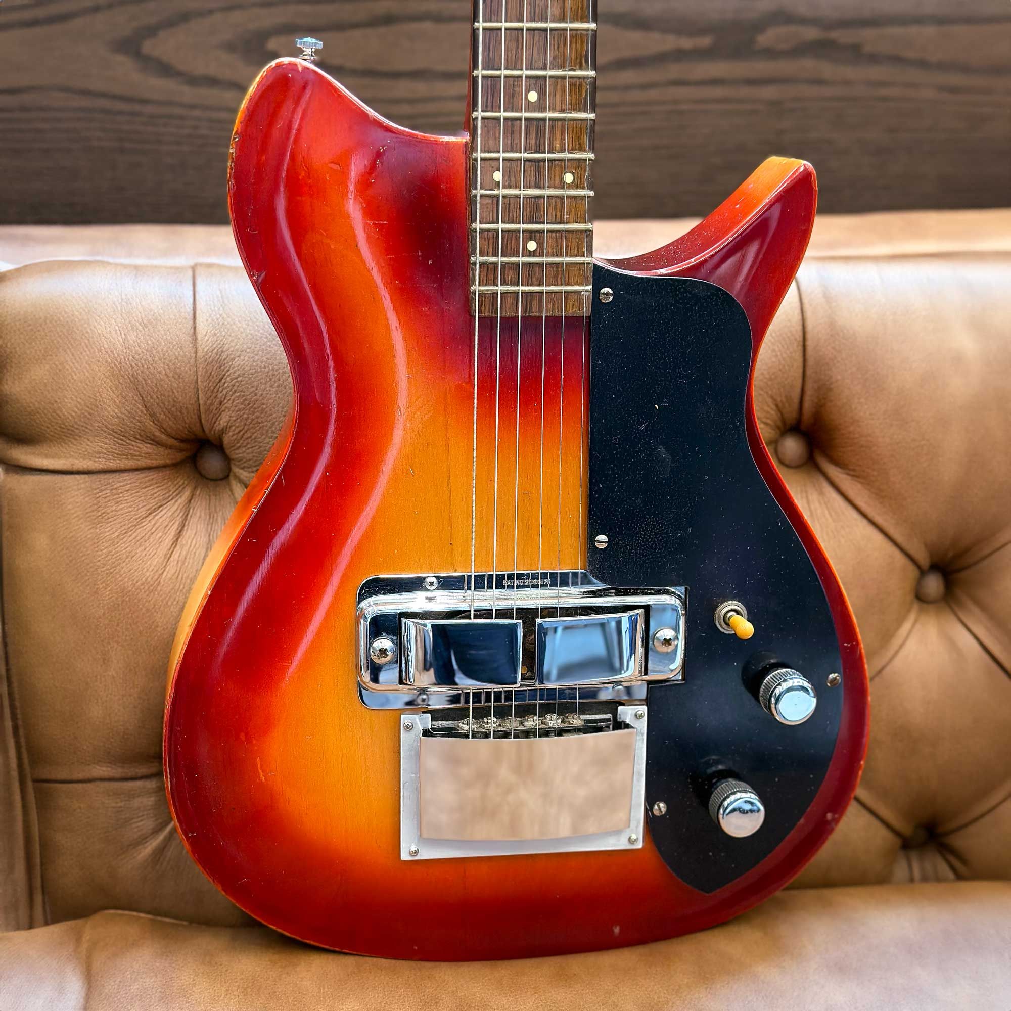1958 Rickenbacker Combo 600 - body