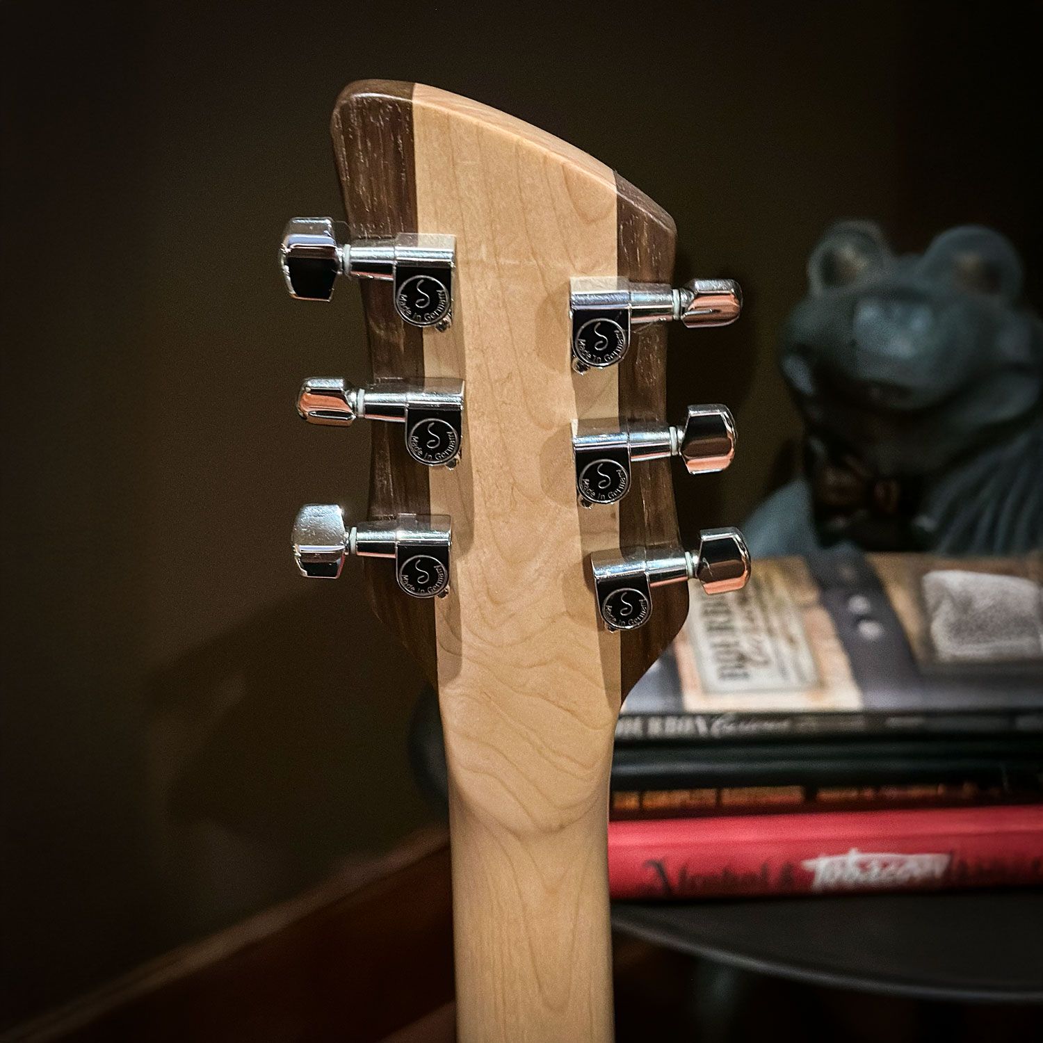 2007 Rickenbacker 650D headstock back