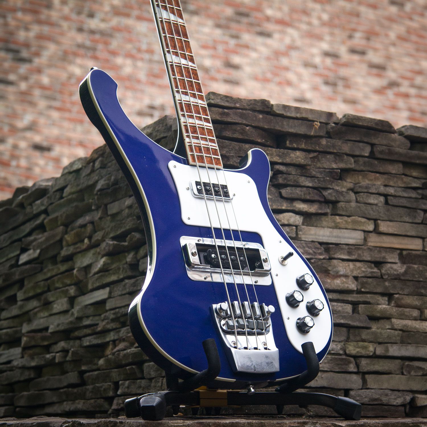 2010 Rickenbacker 4003 side
