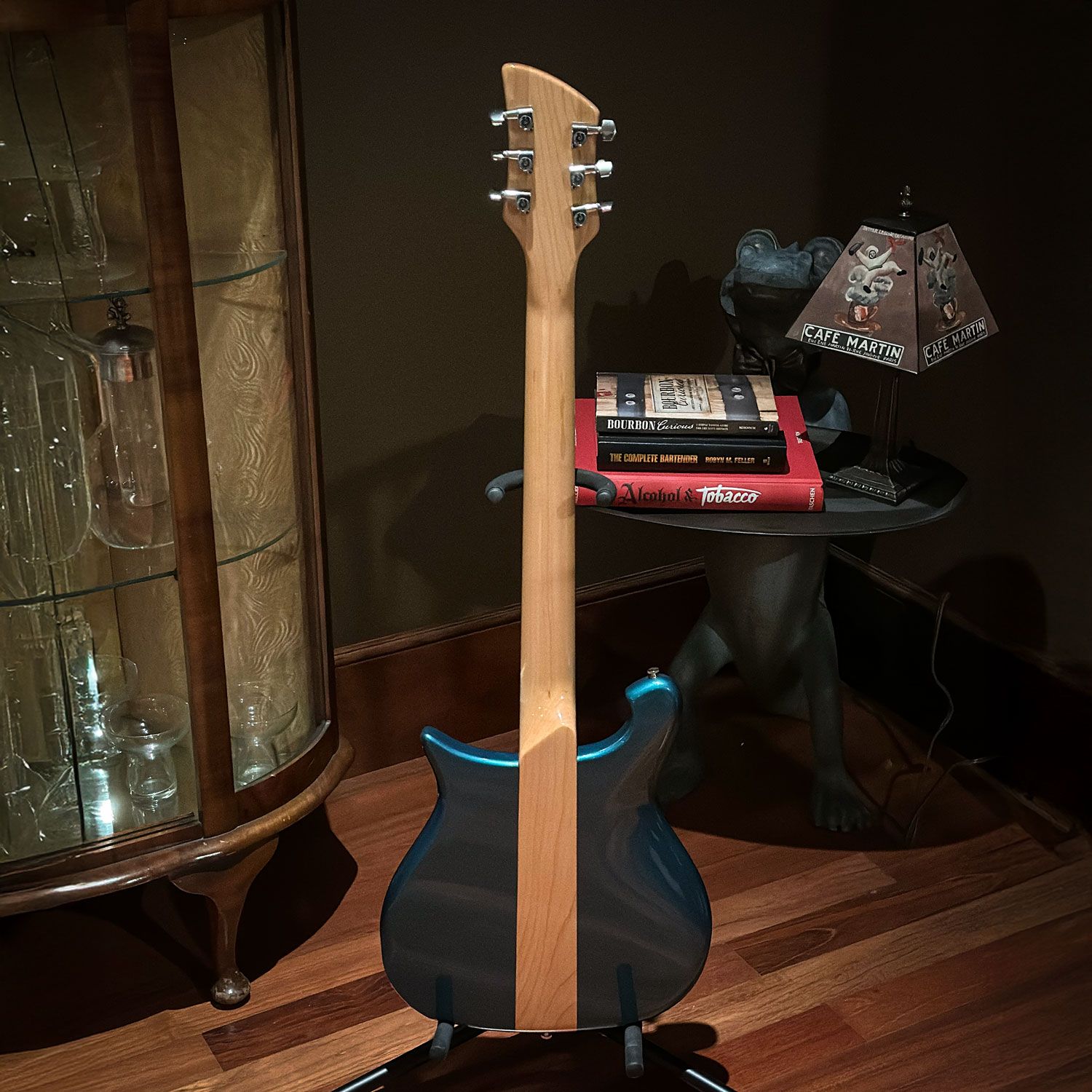 1993 Rickenbacker 650A back