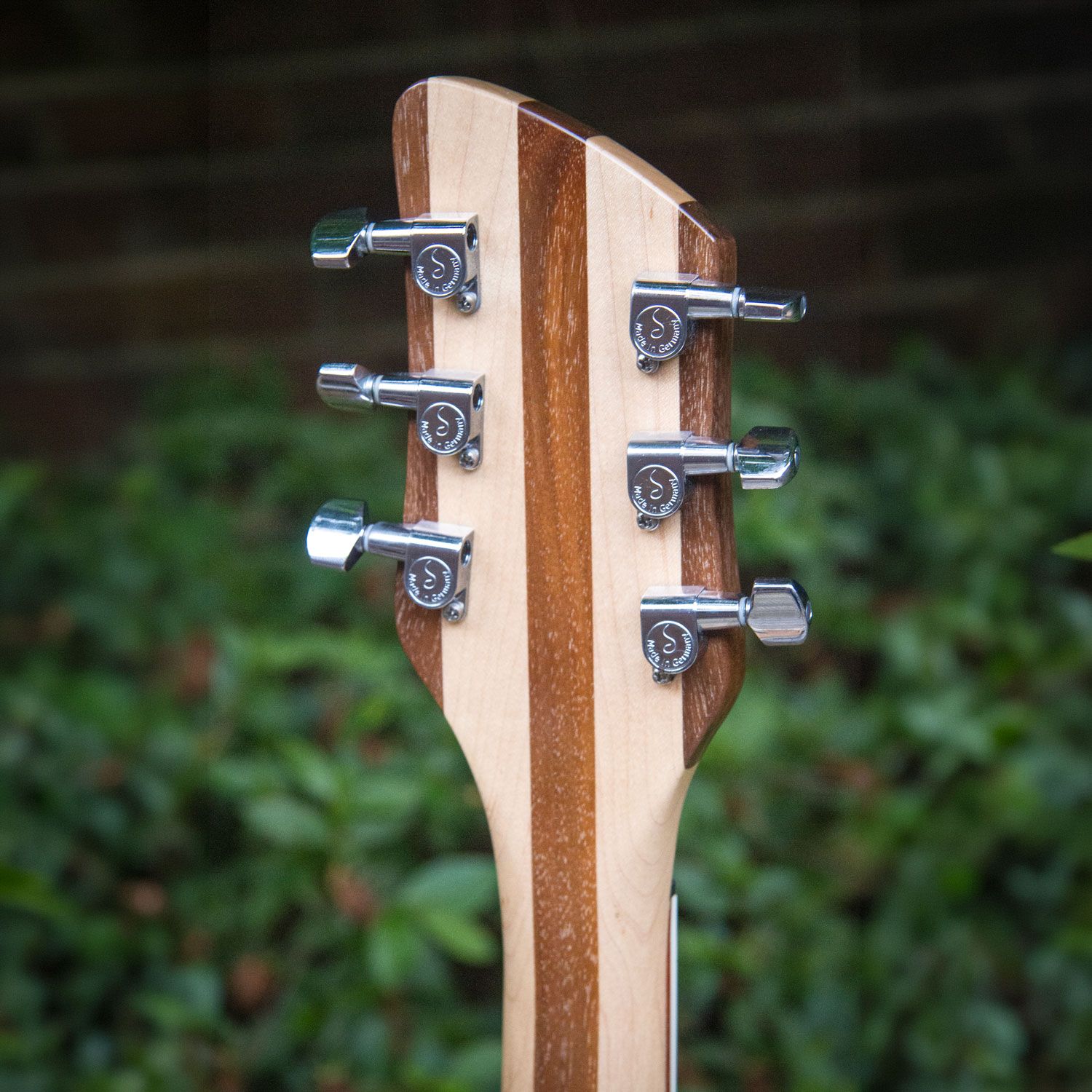 2007 Rickenbacker 381v69 headstock back