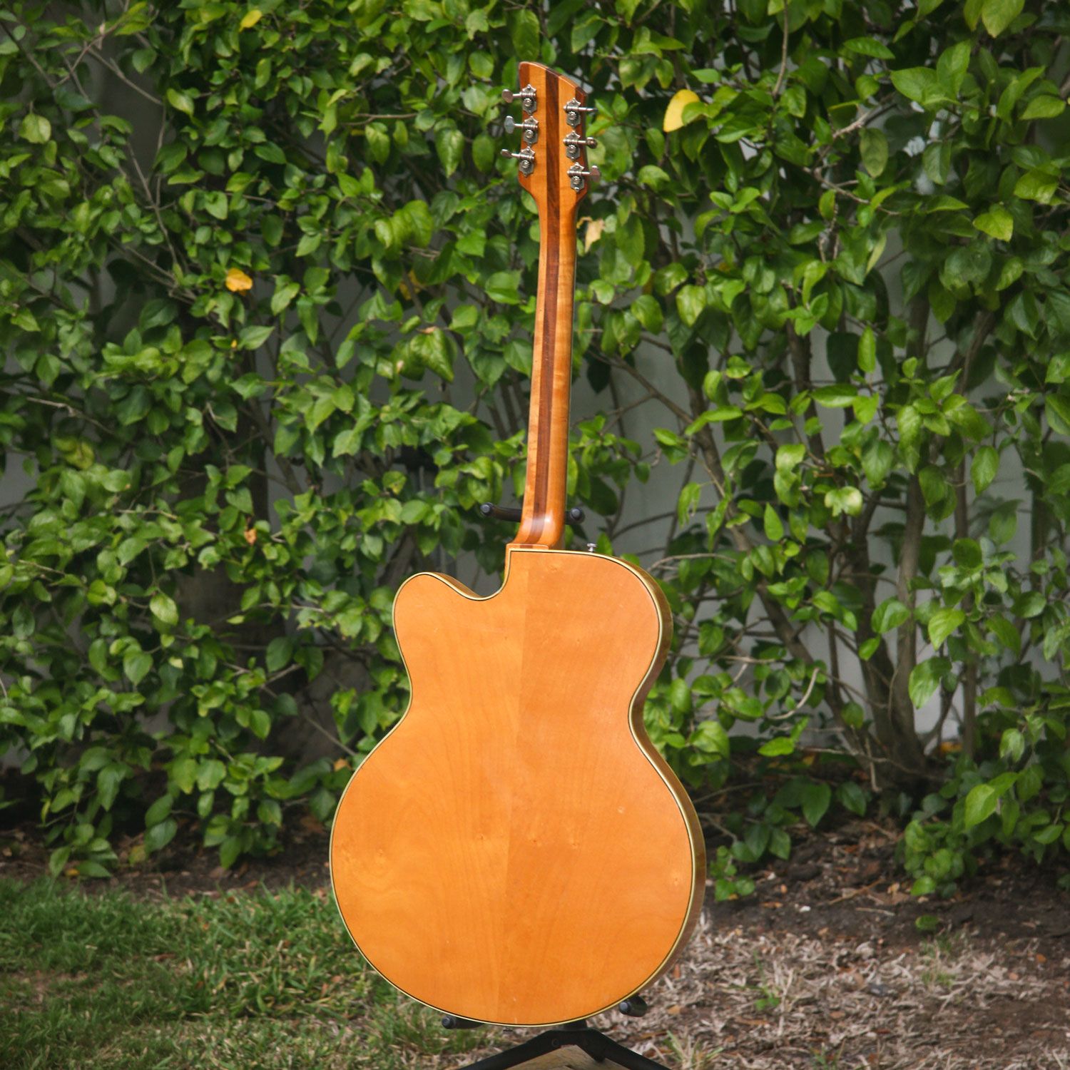 1958 Rickenbacker 360F back