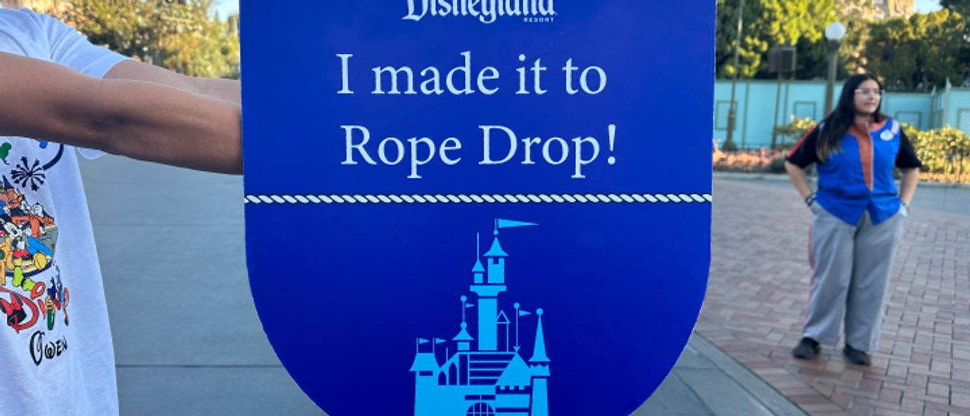 Should You Rope Drop at Disneyland? (And Is It Actually Worth It?)