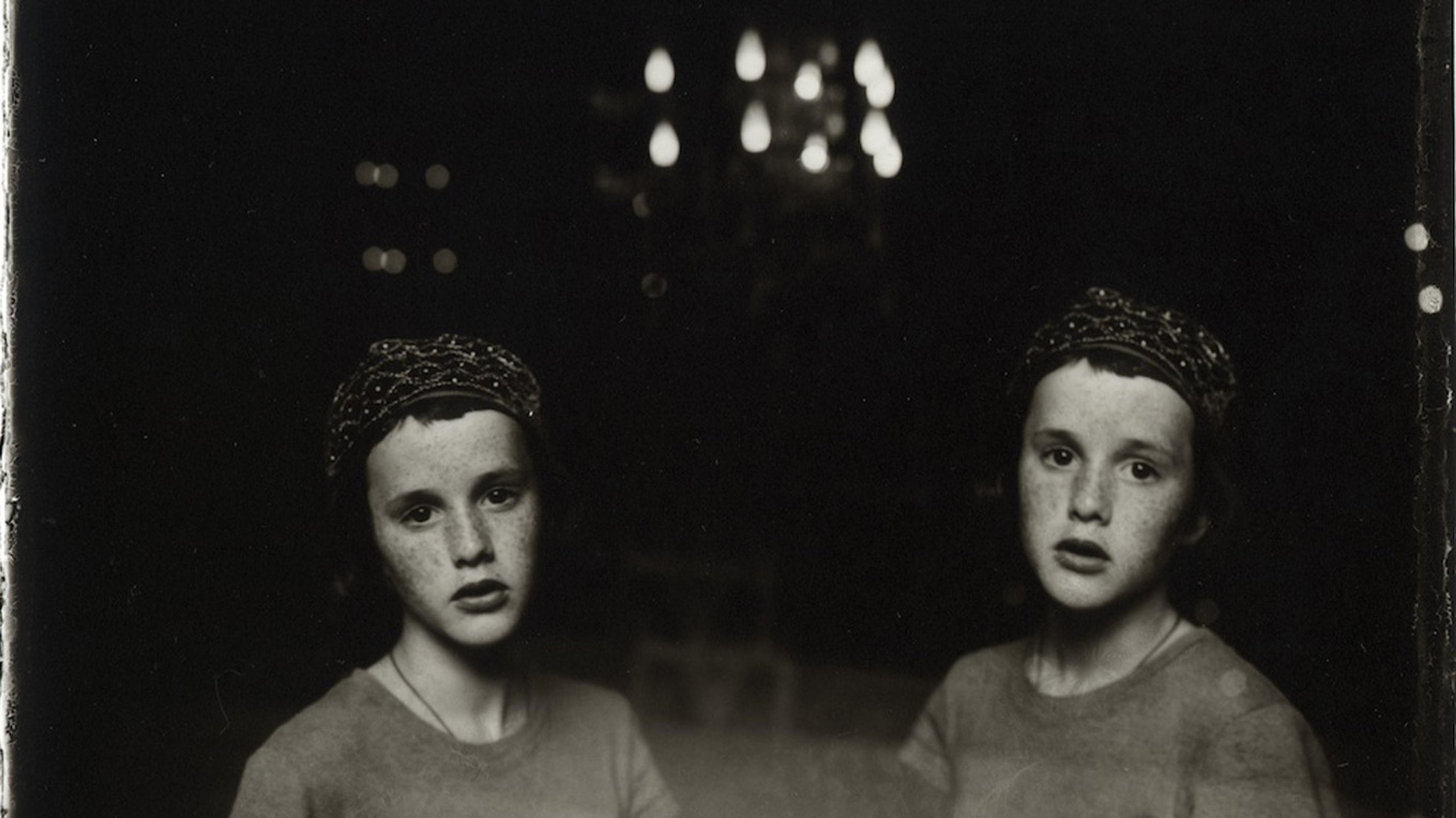 Sarah Moon | The Red Thread | Fotografiska Stockholm