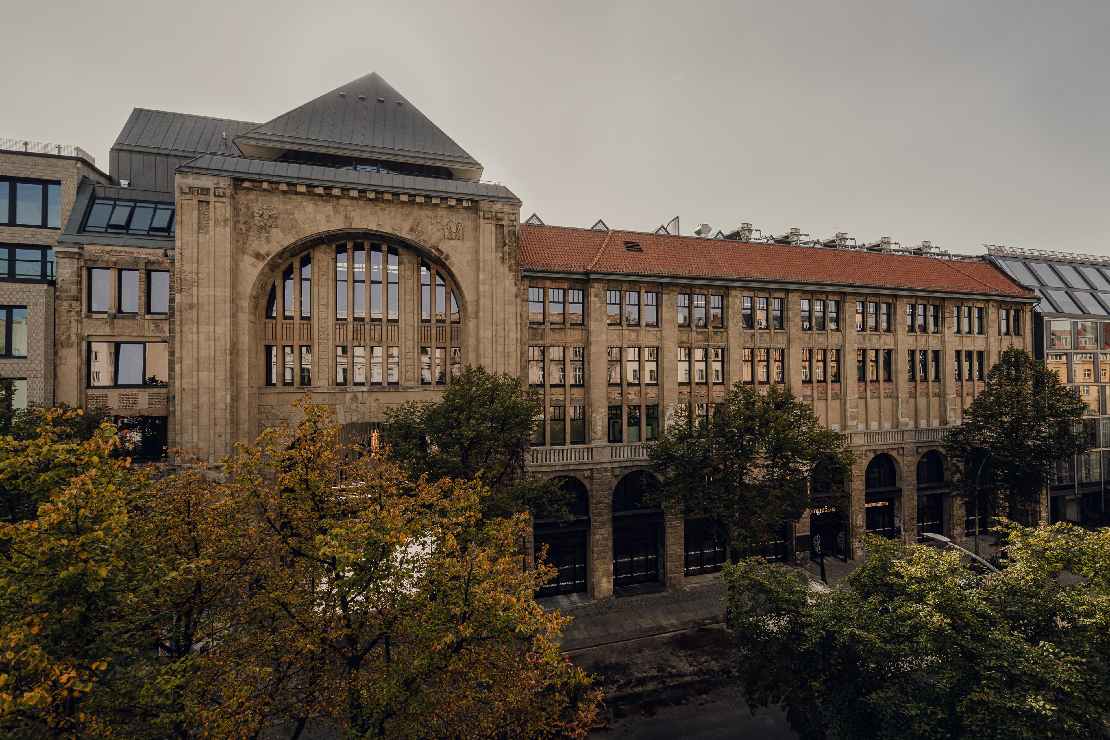 Exterior view of the Fotografiska Berlín building