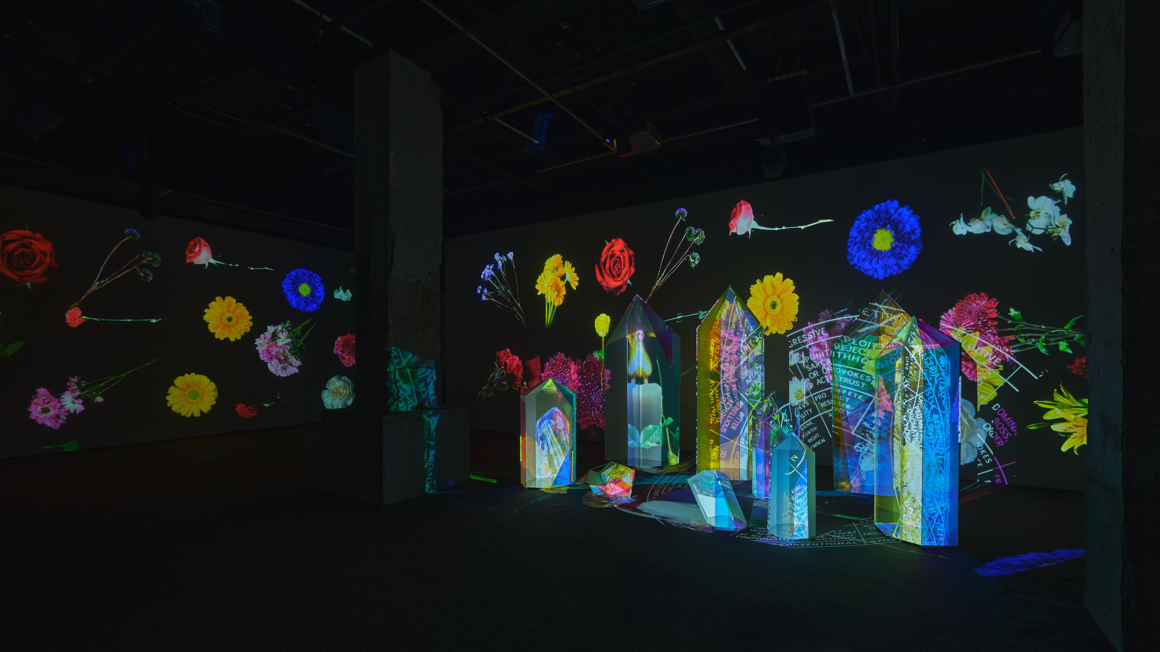 mAcHiNe CrYsTaL, Tony Oursler, 2026 ©Fotografiska Shanghai