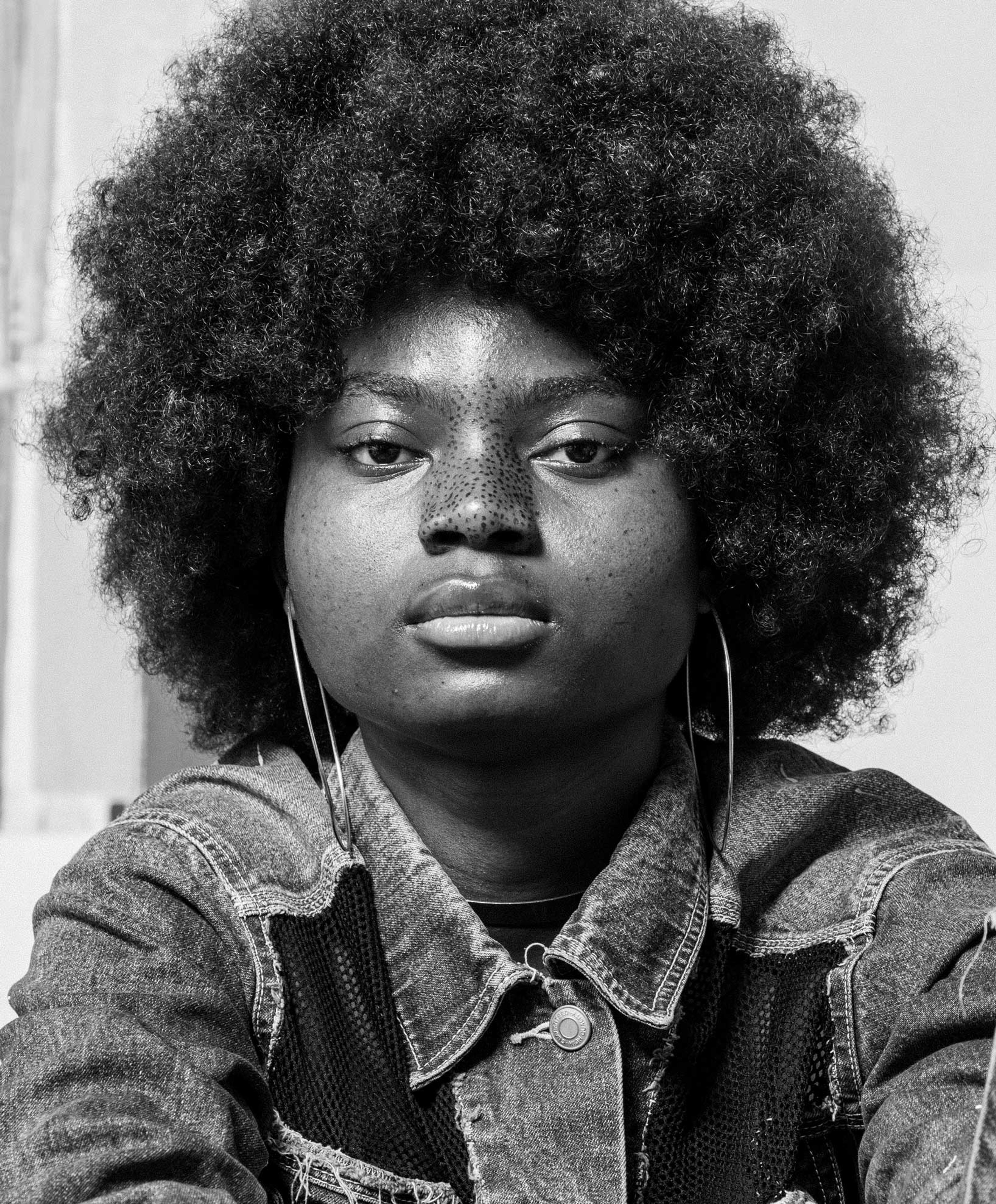 Black and white portrait of a young woman