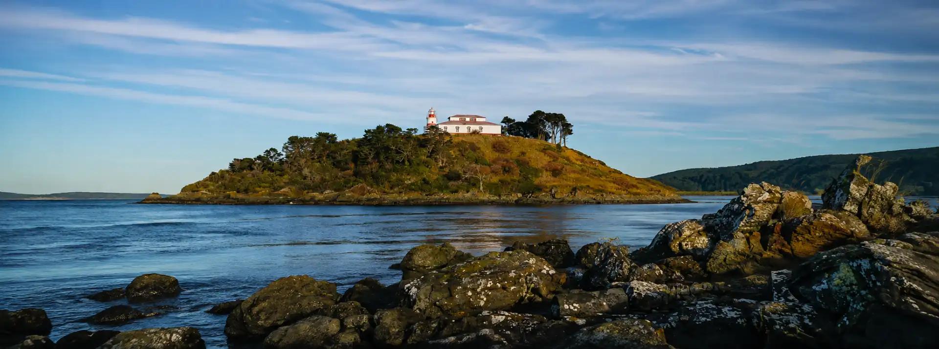Full Day Trekking Faro San Isidro desde Punta Arenas