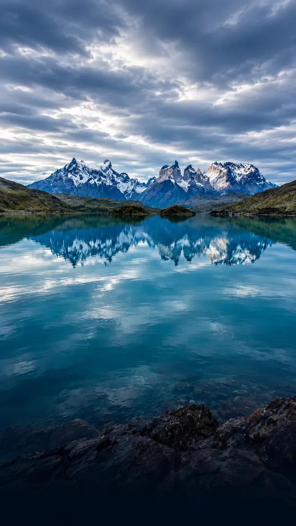 Full Day Torres del Paine y Cueva del Milodón desde Puerto Natales