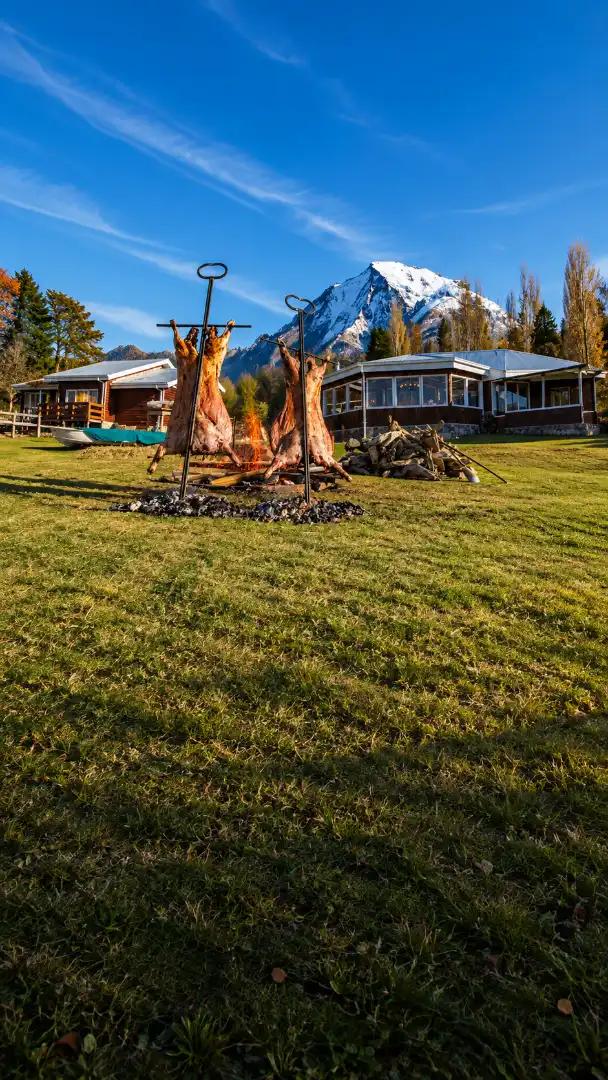 Asado al Palo Magallánico + Presentación de Artista Regional desde Punta Arenas