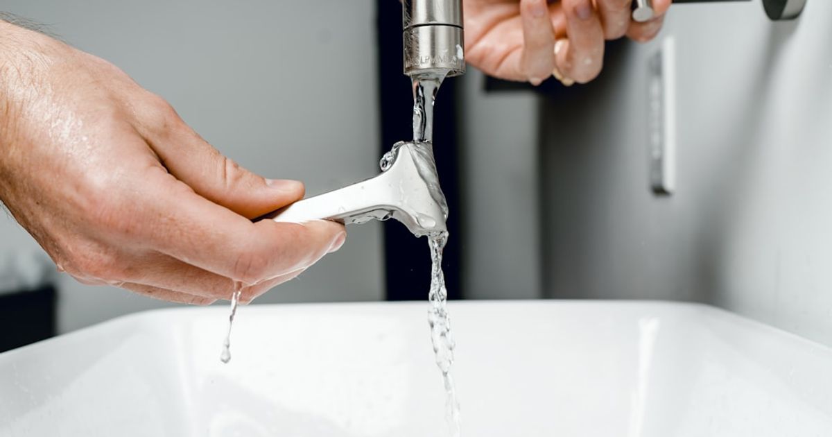 Essential Plumbing Tools Every Homeowner Should Know