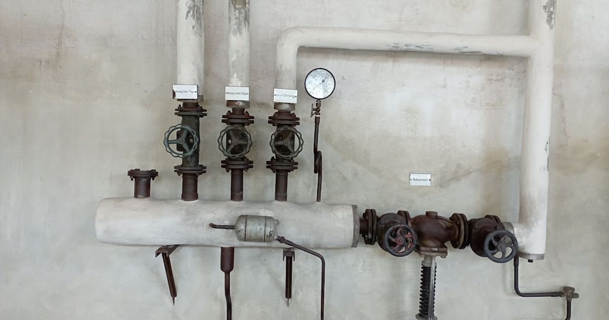 Essential Plumbing Tools Every Homeowner Should Know