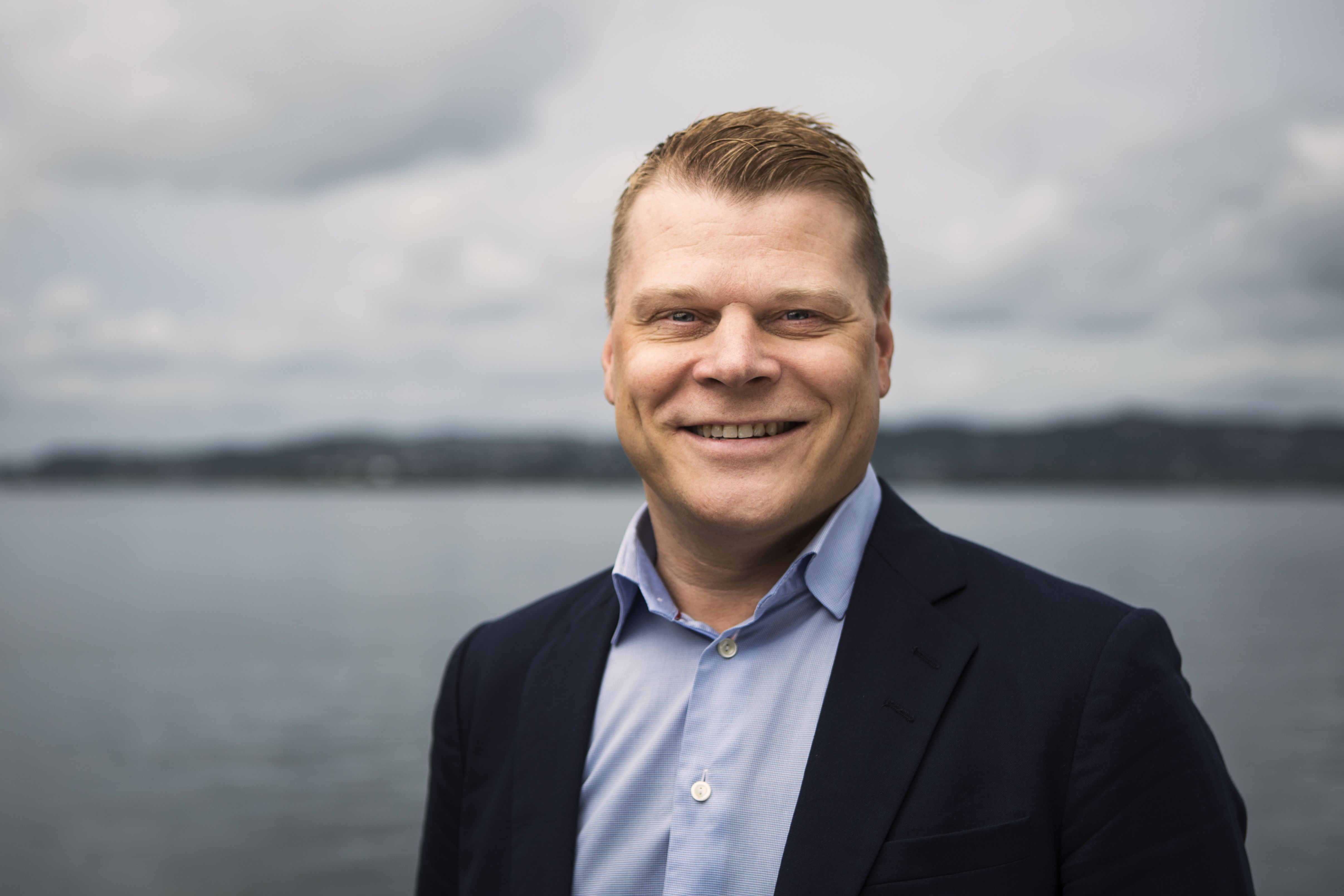 Foredrag om motgang, omstilling og nye muligheter – fortalt gjennom en ekte historie om å reise seg igjen når livet snur.