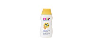 HiPP Babysanft Sonnenmilch LSF 50+ Flasche für sensible Baby- und Kinderhaut auf weißem Hintergrund