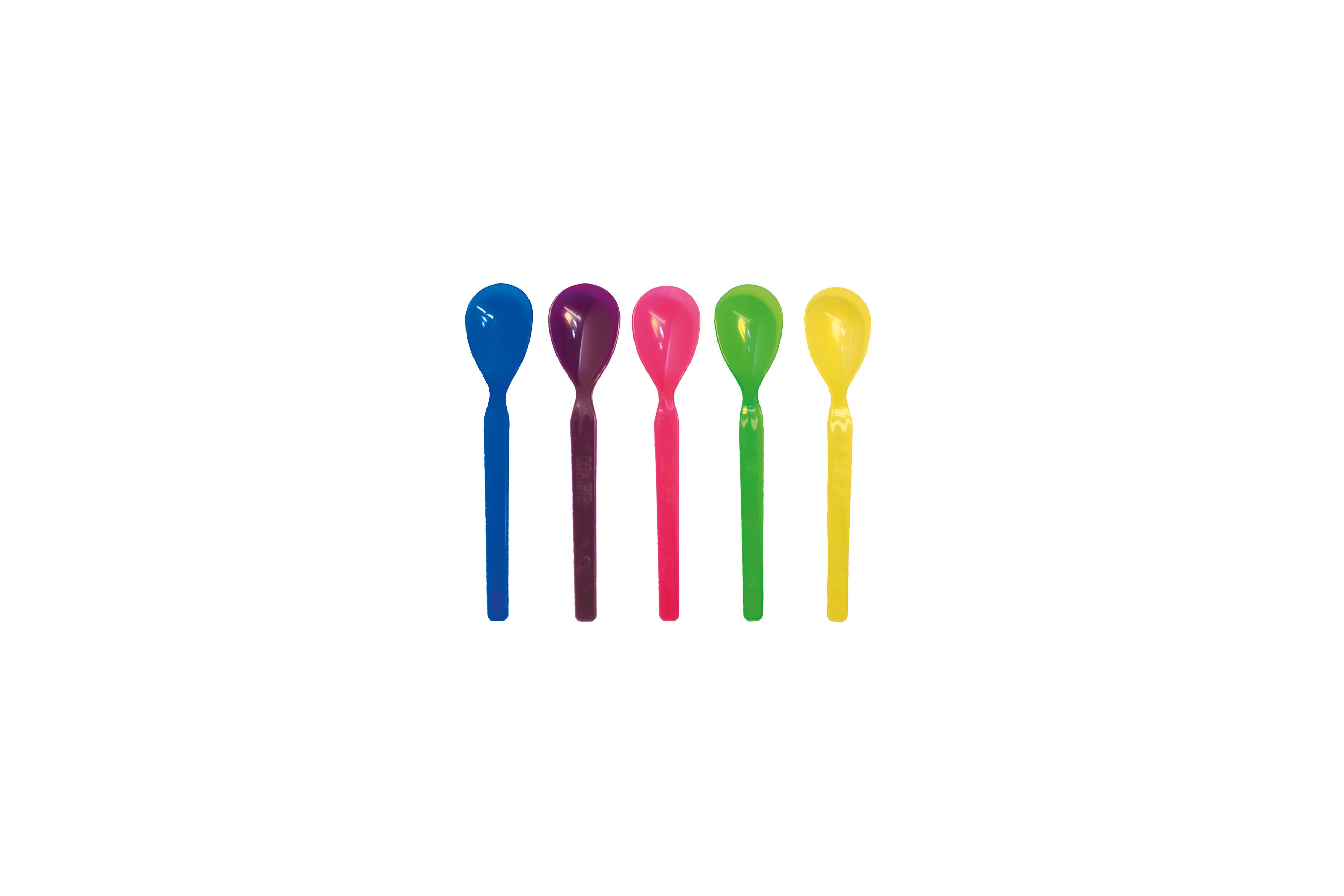 Fünf bunte Breilöffel in Blau, Lila, Pink, Grün und Gelb nebeneinander