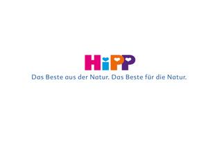 Ein Logo mit den Buchstaben "Hipp" in verschiedenen Farben, begleitet von dem deutschen Text "Das Beste aus der Natur. Das Beste für die Natur".