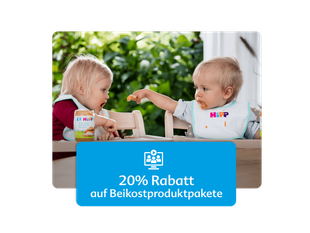 Zwei Kleinkinder sitzen an einem Tisch, eines hält ein Glas mit der Aufschrift 'HiPP', darunter Text '20% Rabatt auf Beikostproduktpakete'