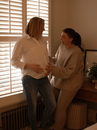 Expecting couple