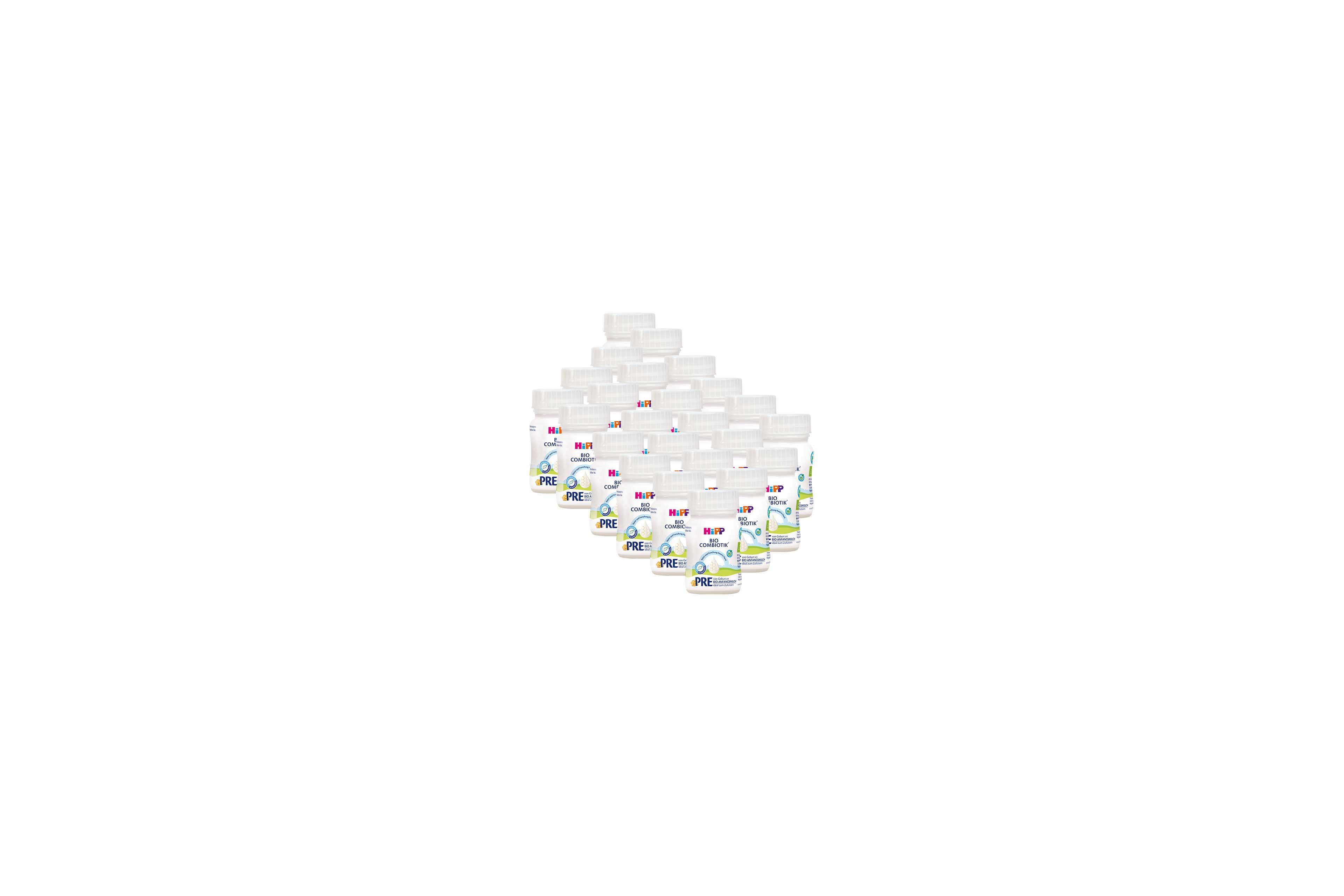 24 Fläschchen HiPP Pre Bio Combiotik trinkfertige Säuglingsmilch à 90 ml vor schwarzem Hintergrund angeordnet
