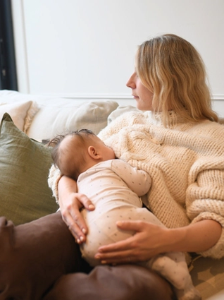 Breastfeeding mom