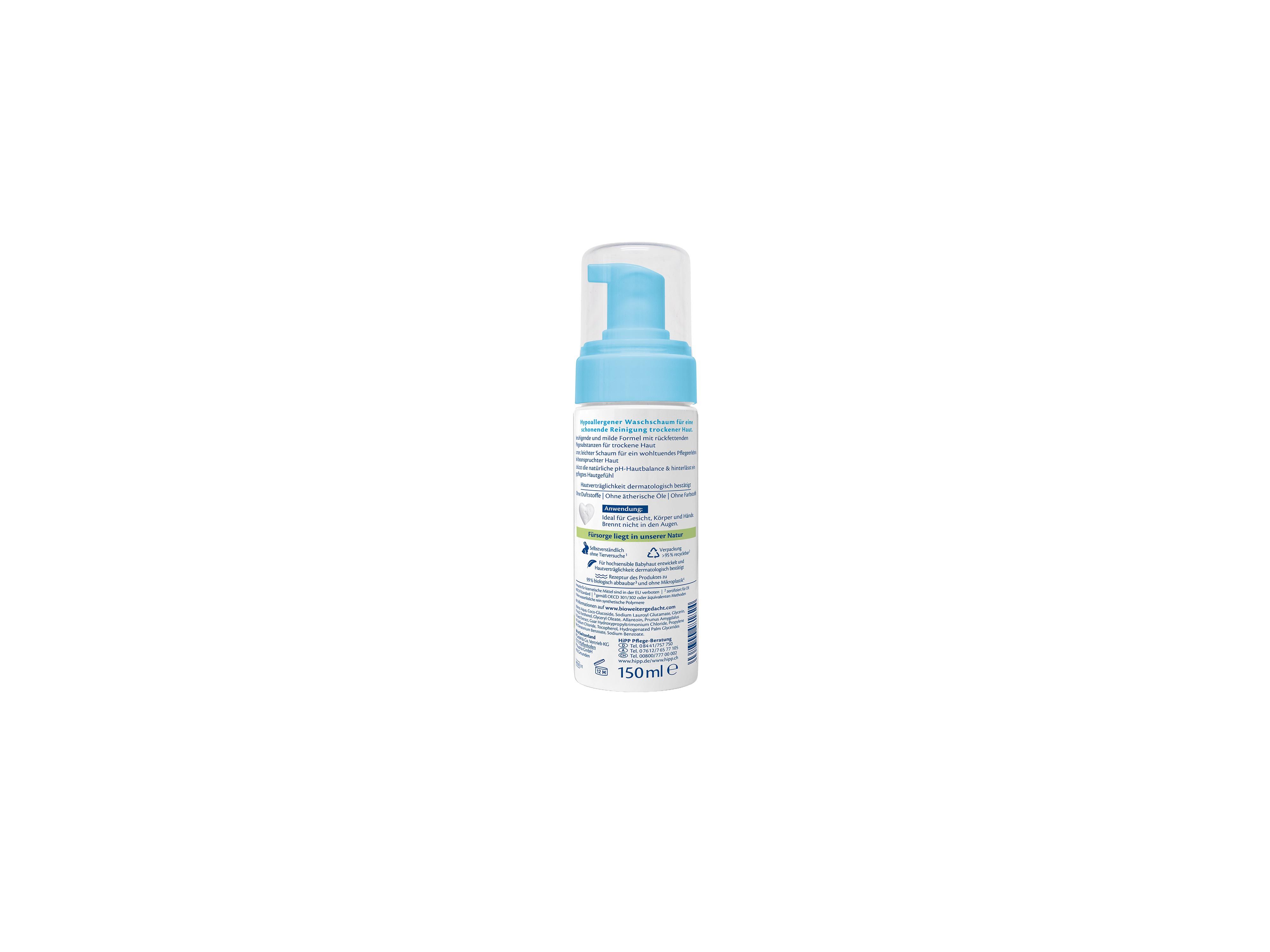 Rückseite der HiPP Schaumdusche hochverträglich 150 ml mit Pumpspender und Pflegehinweisen für sensible, trockene Haut.