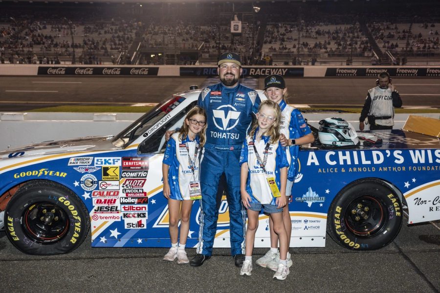 Spencer Boyd with Ashlyn and family