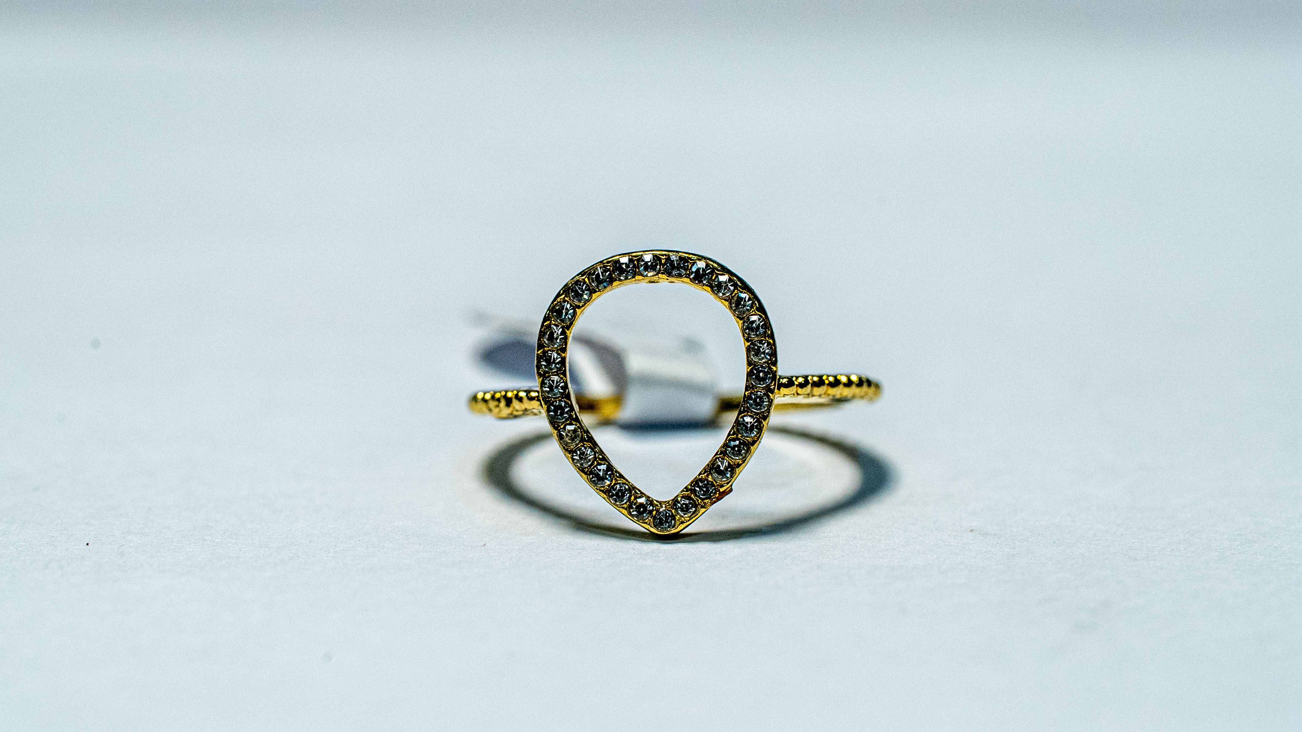 Golden Circle Frame Ring