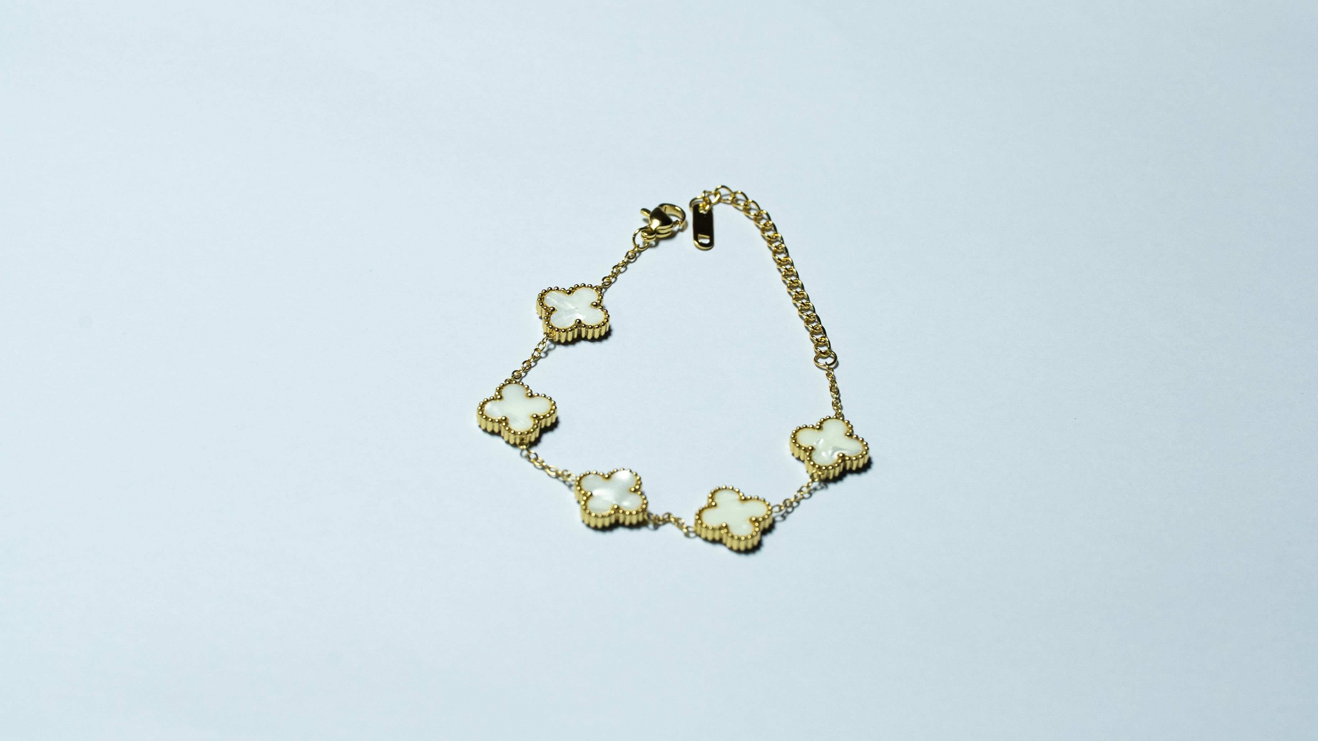 Ivory Clover Station Bracelet