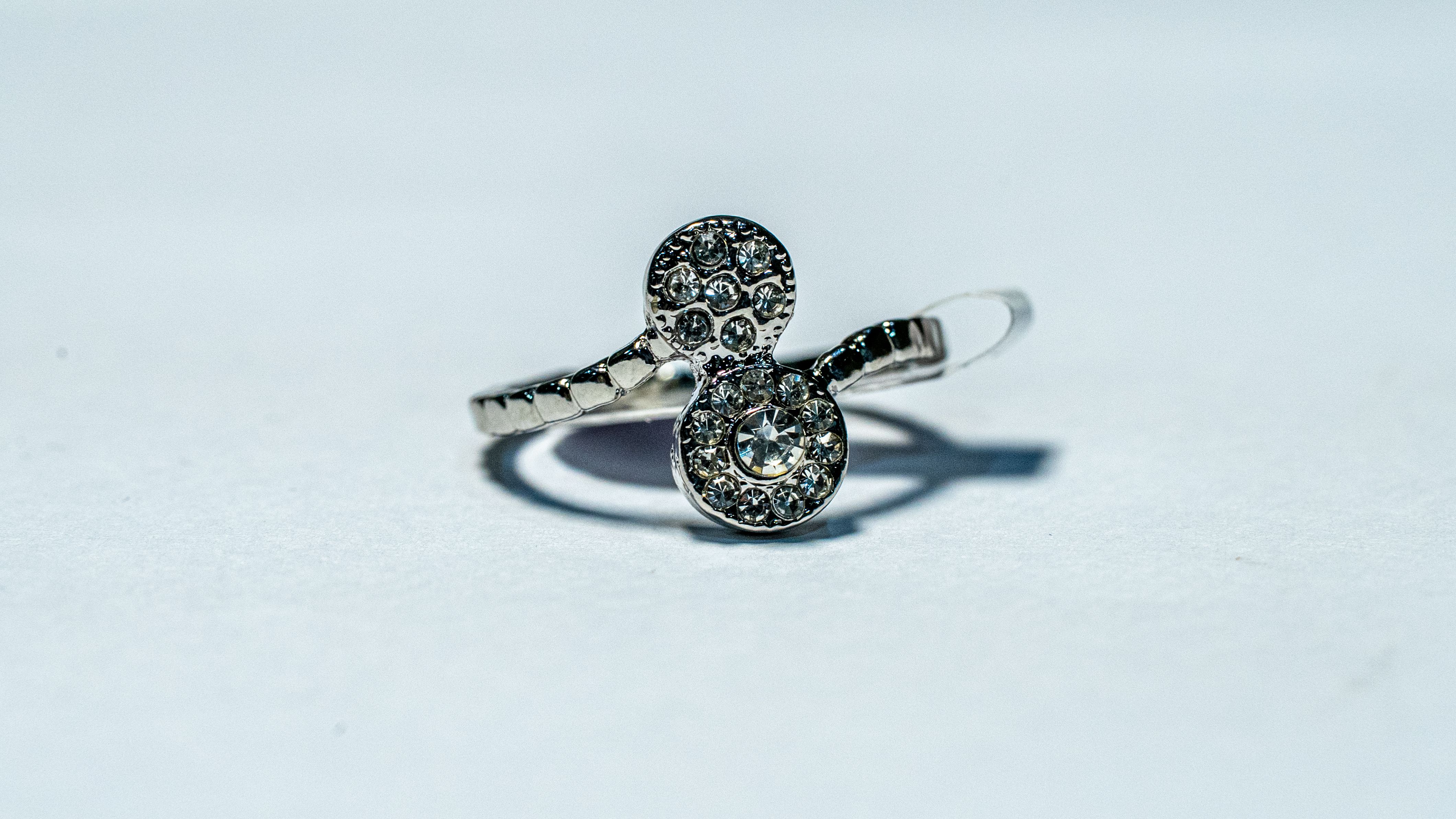 Crystal Clover Split Ring