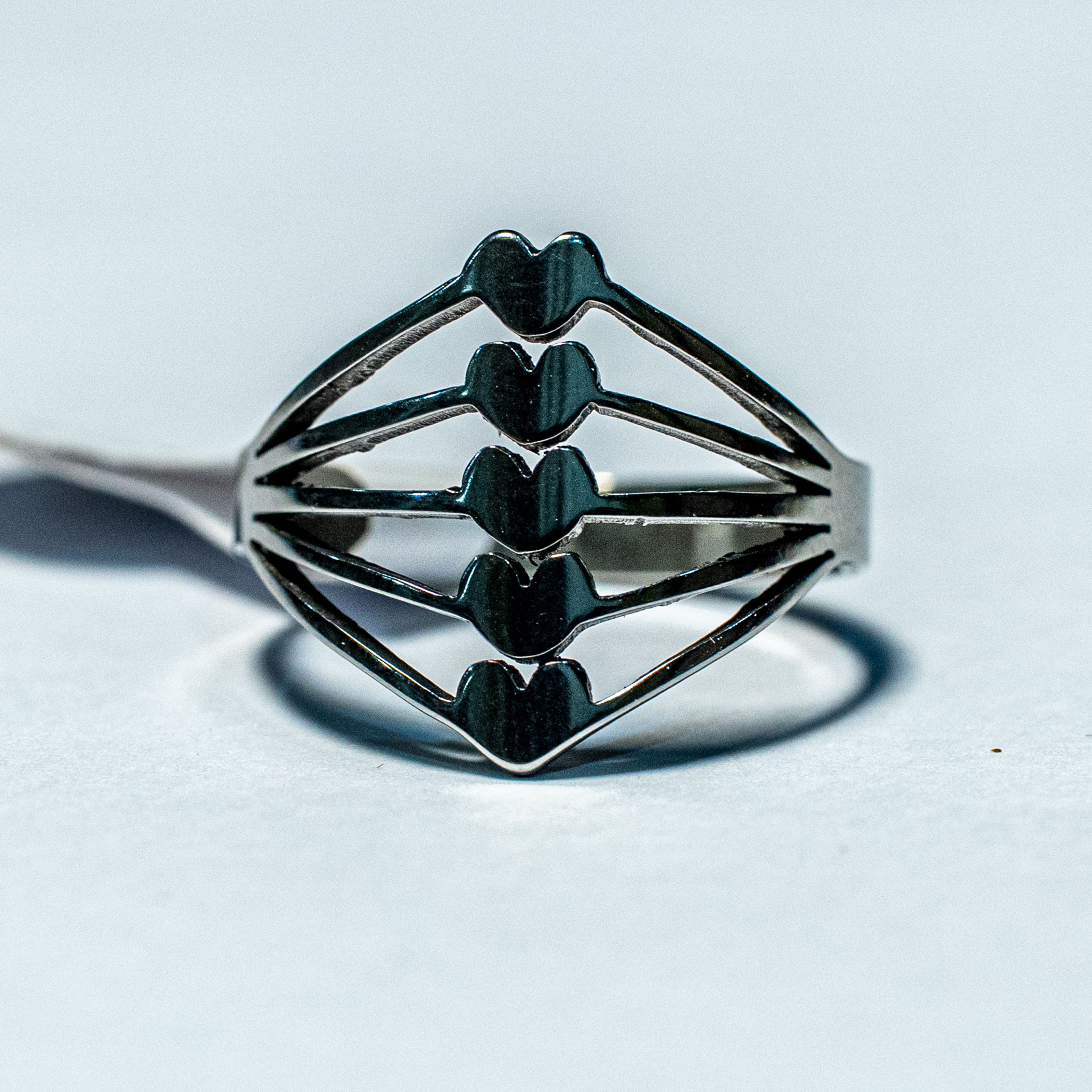 Diamond Lattice Ring