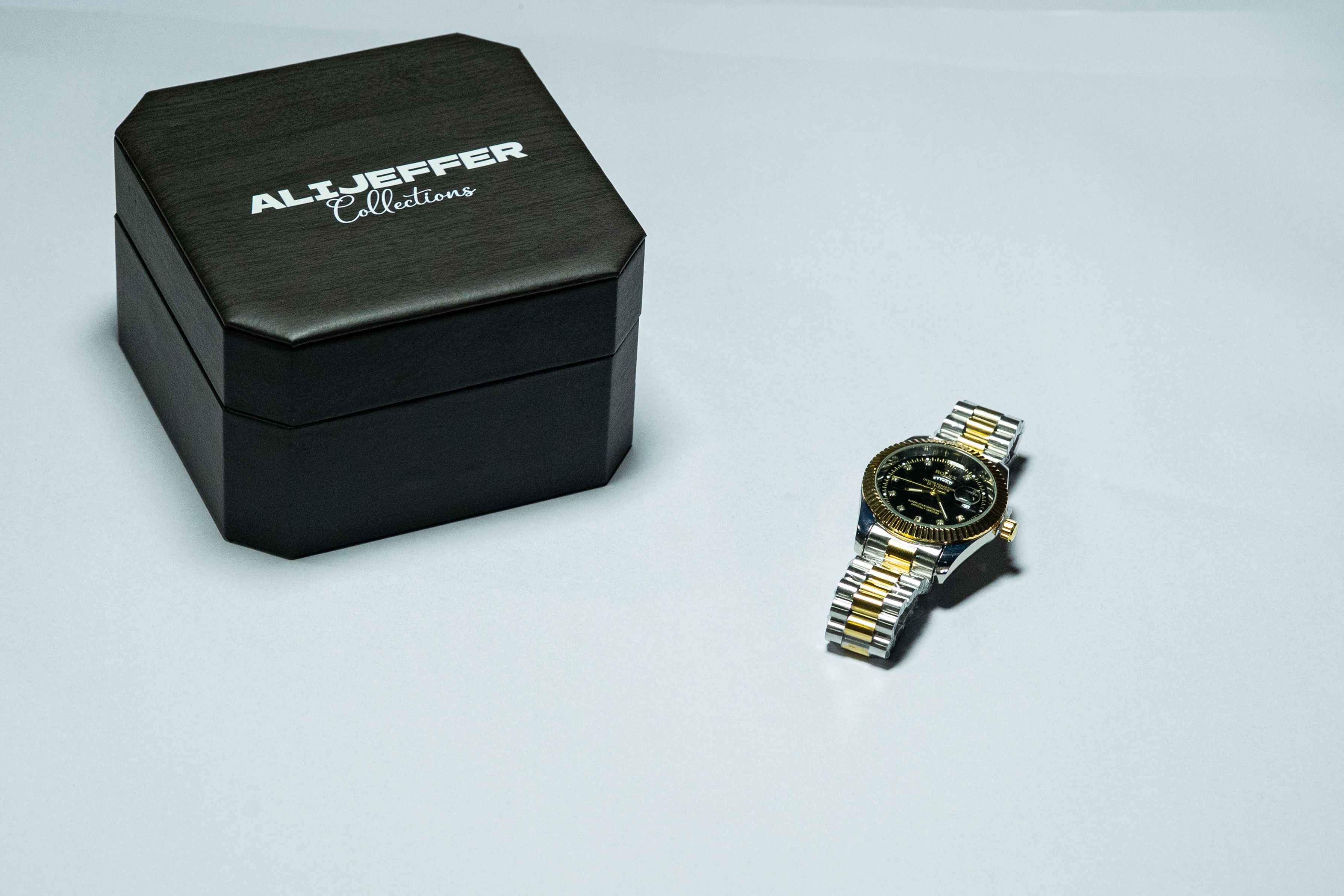 Rolex: Day-Date Black Diamond Two-Tone Gold thumbnail 2