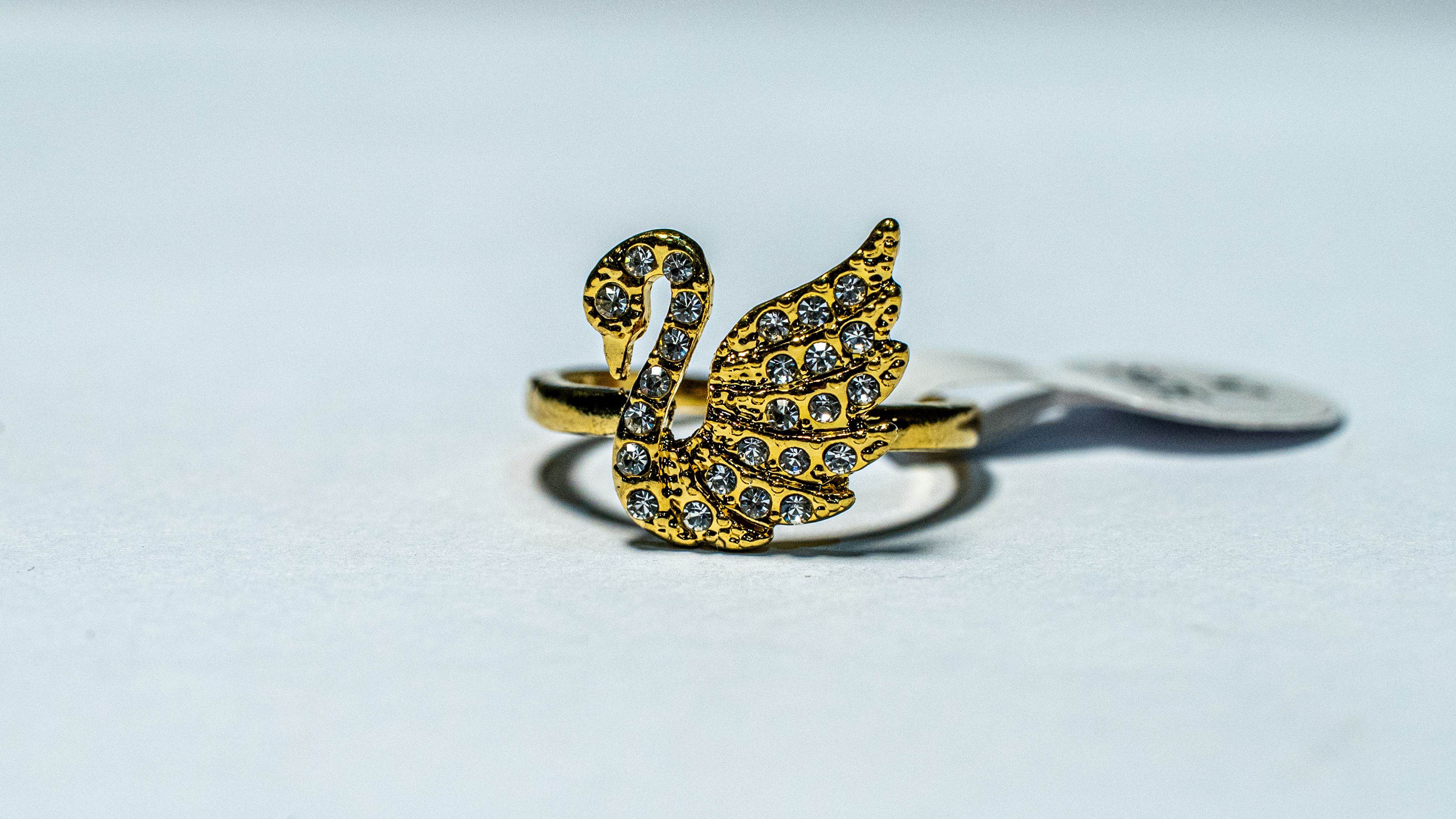 Golden Swan Crystal Ring