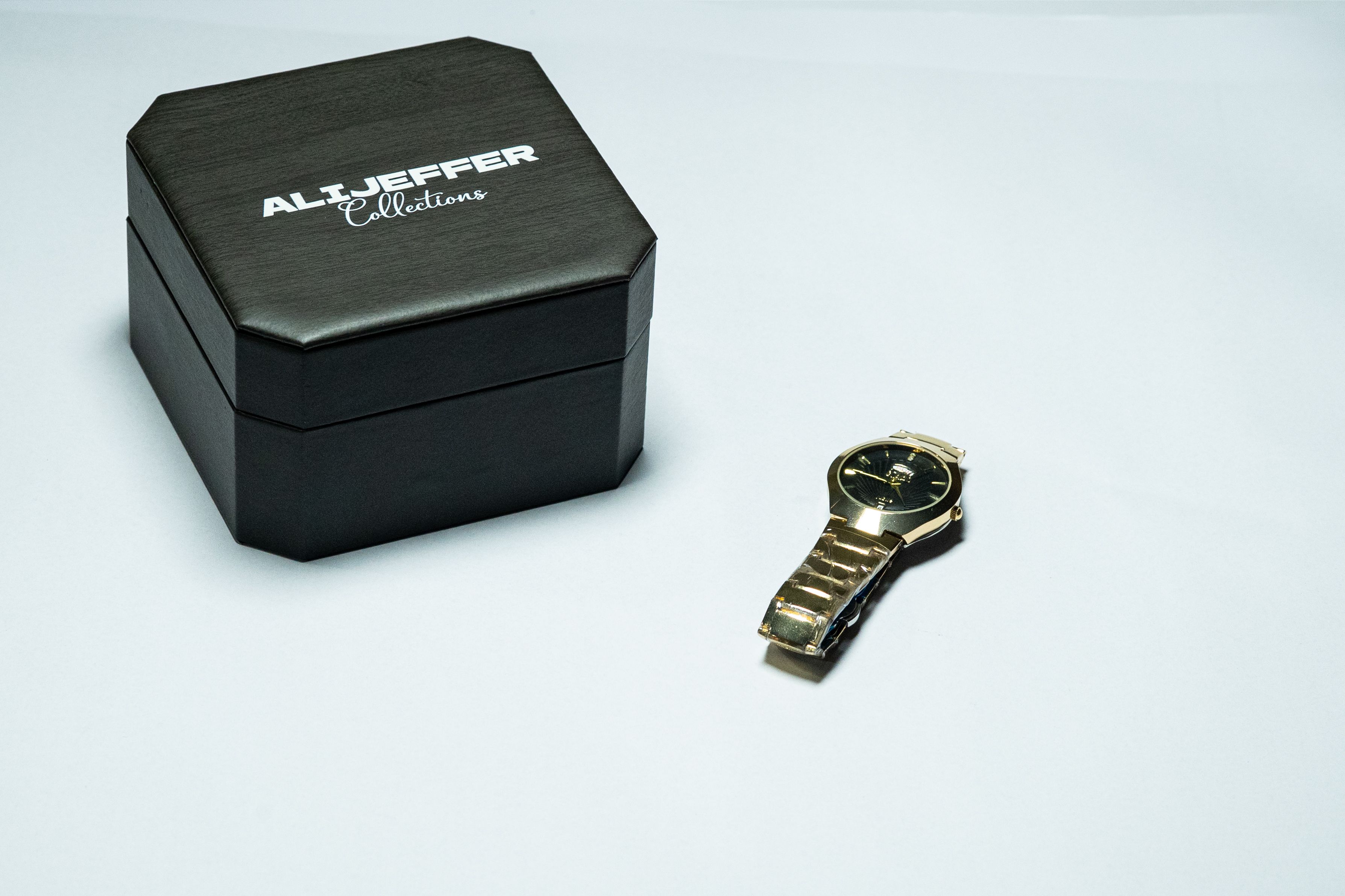 Rado Jubilé Day-Date Gold Black Dial thumbnail 2