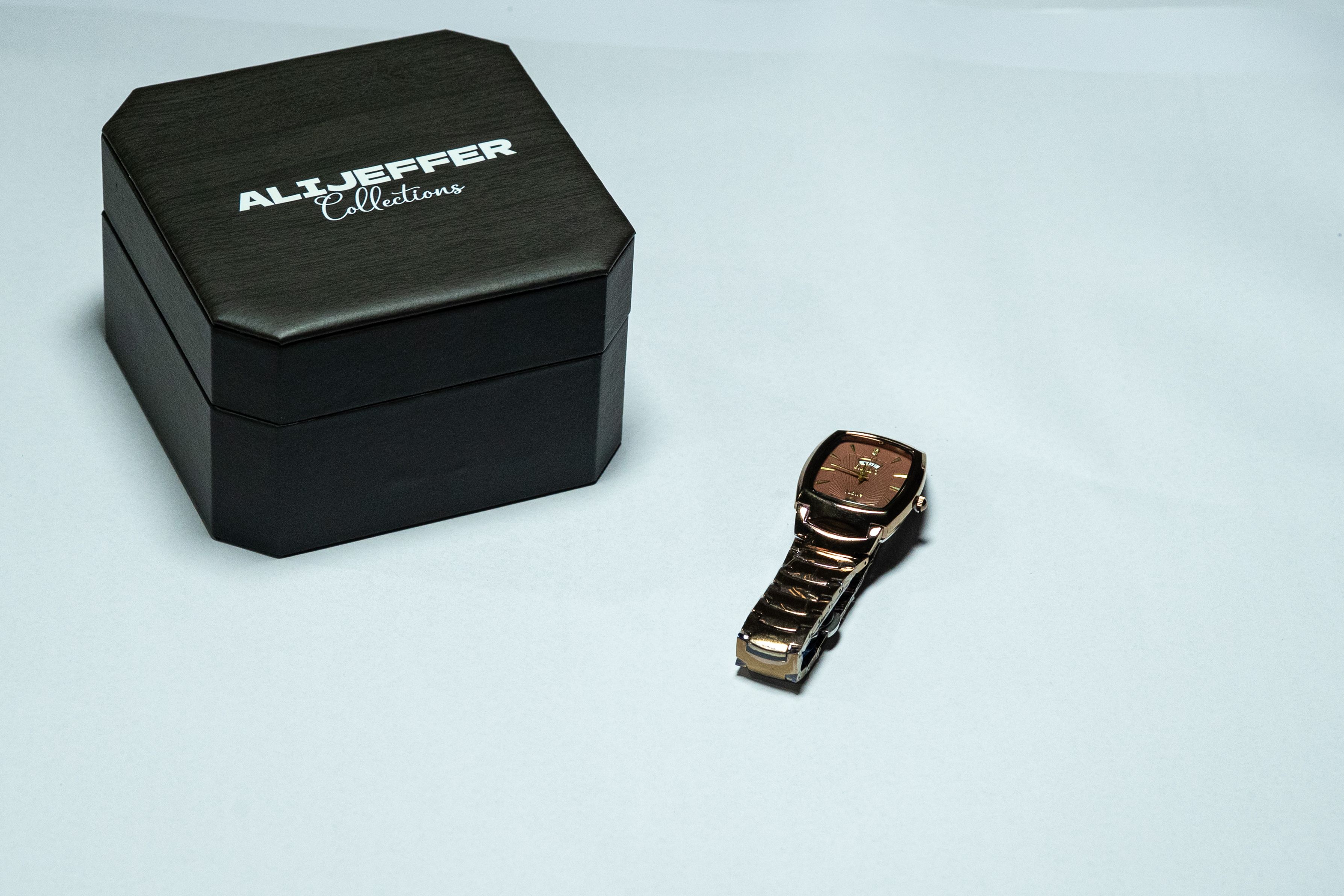 Rado Jubilé Day-Date Gold Brown Dial thumbnail 2
