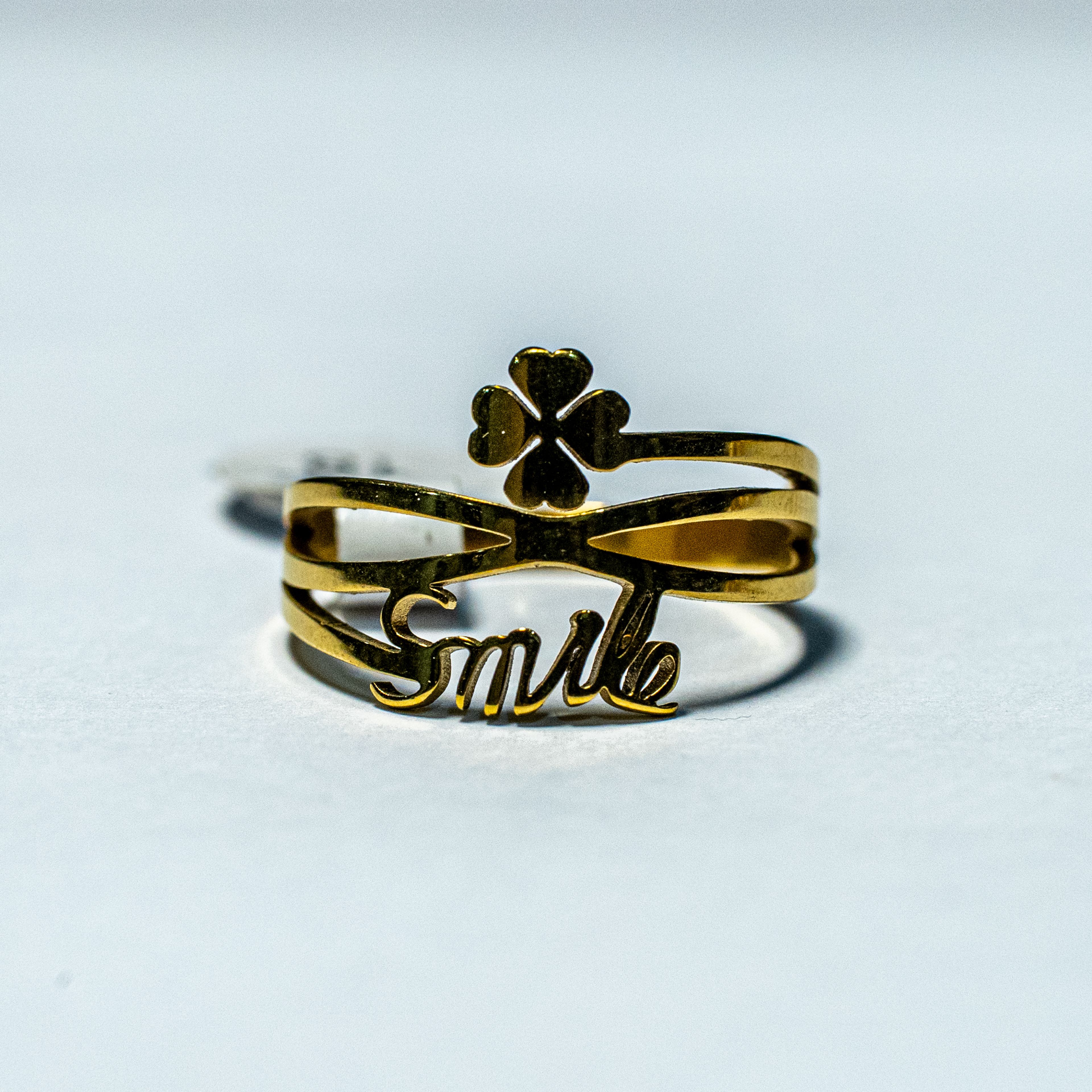 Smile Clover Ring