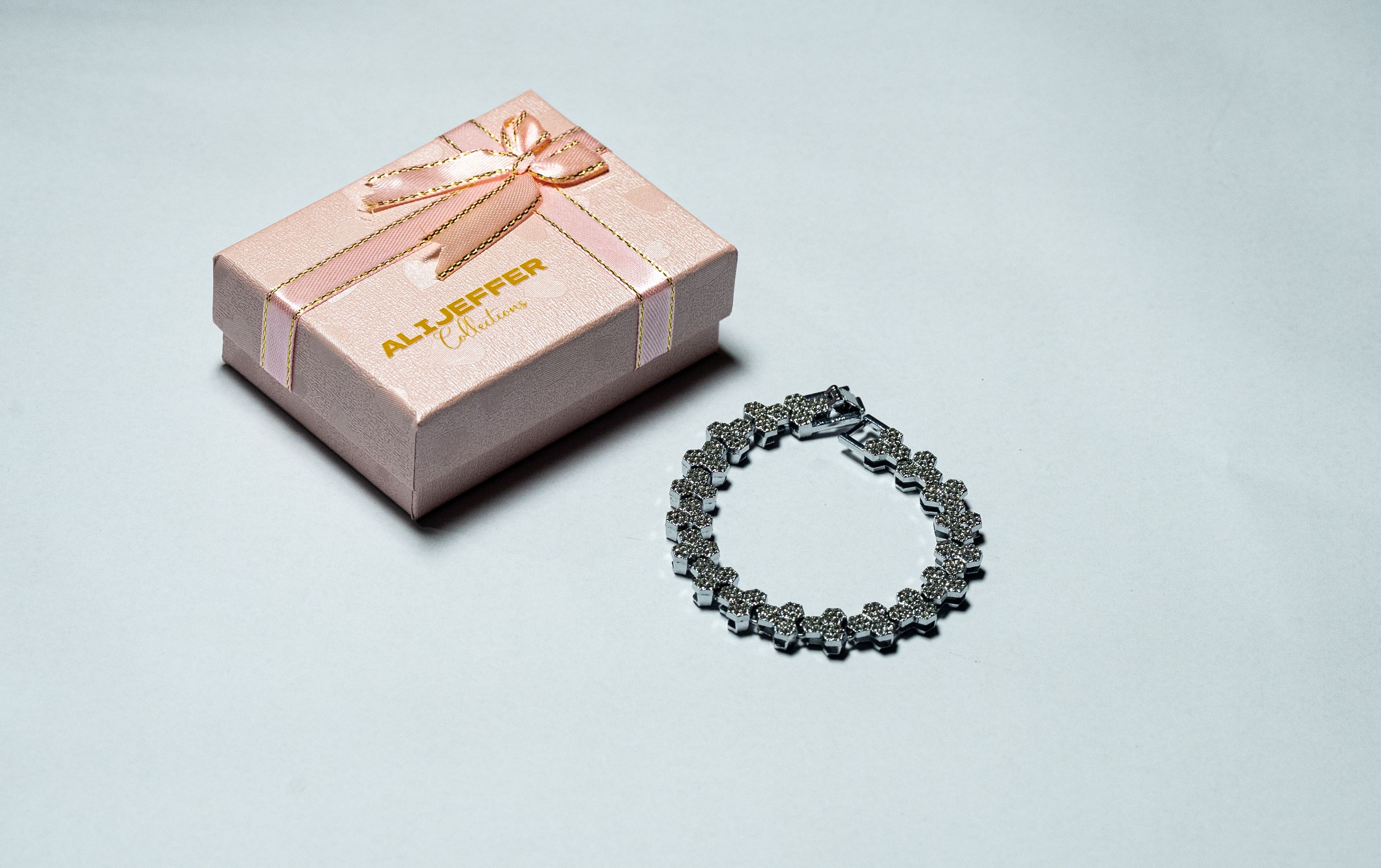 Silver Floral Link Bracelet thumbnail 2