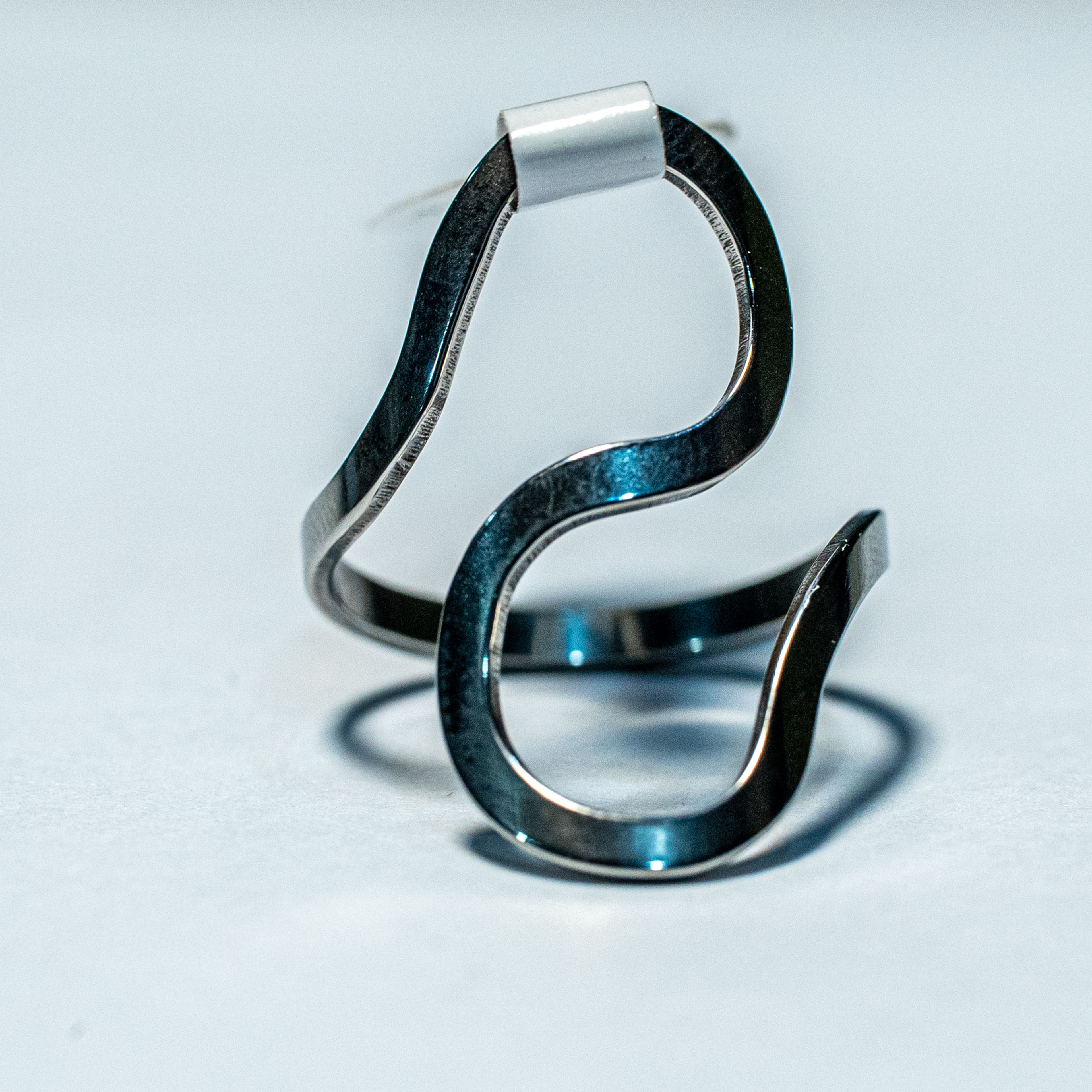 Fluid Curve Open Ring