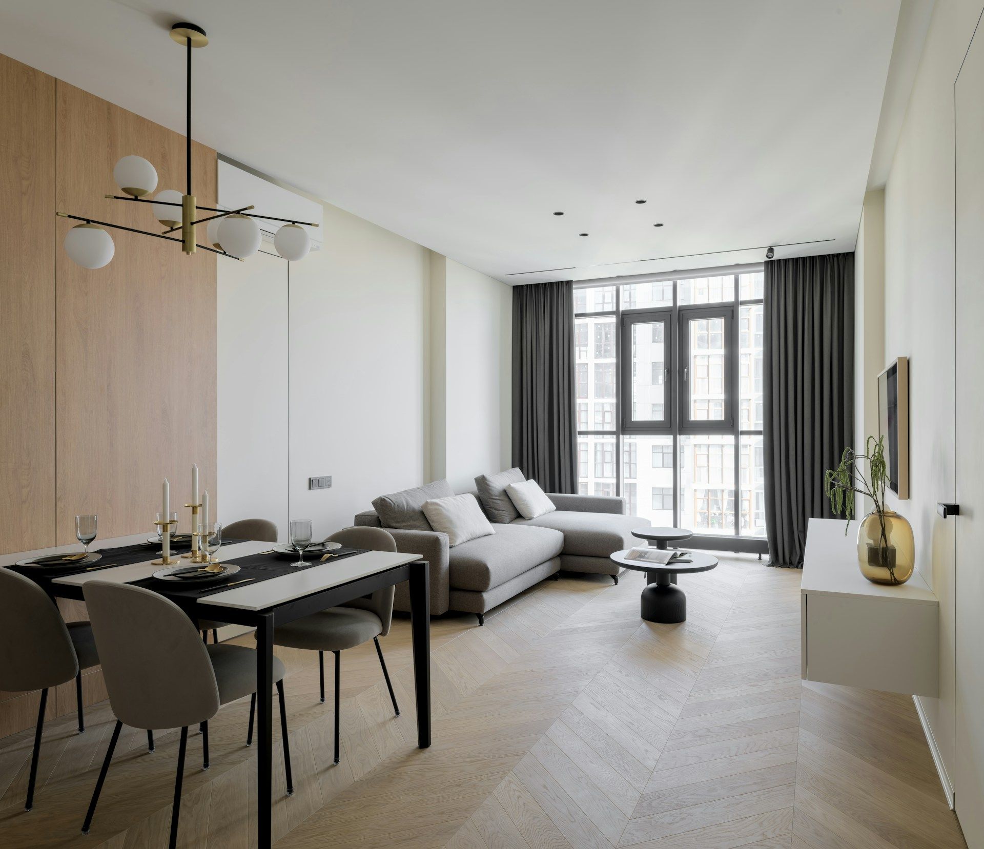 How to Organize a Small Apartment with No Storage: Practical Tips and Tricks