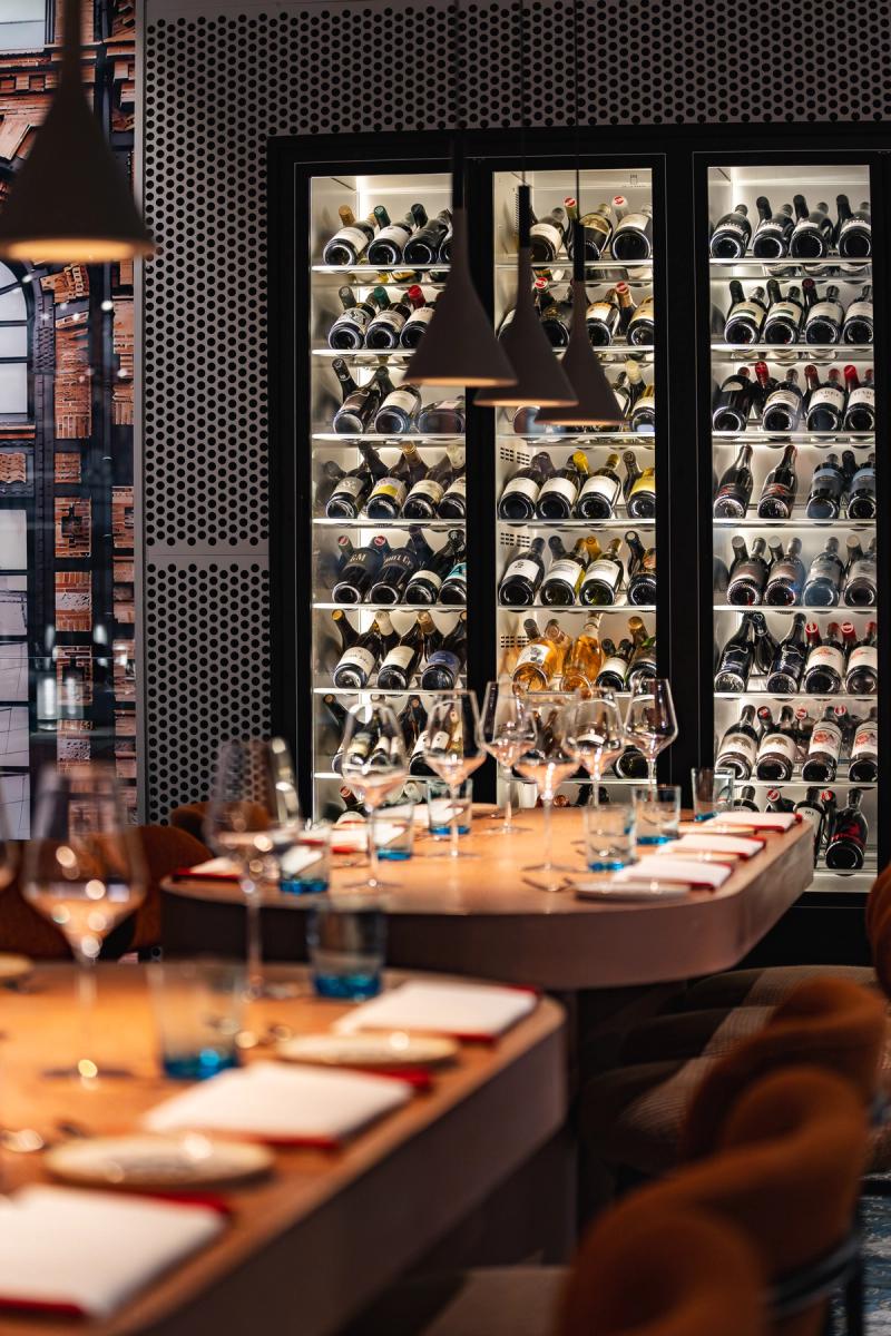 Frau Fritz Restaurant Eindruck am Abend 45