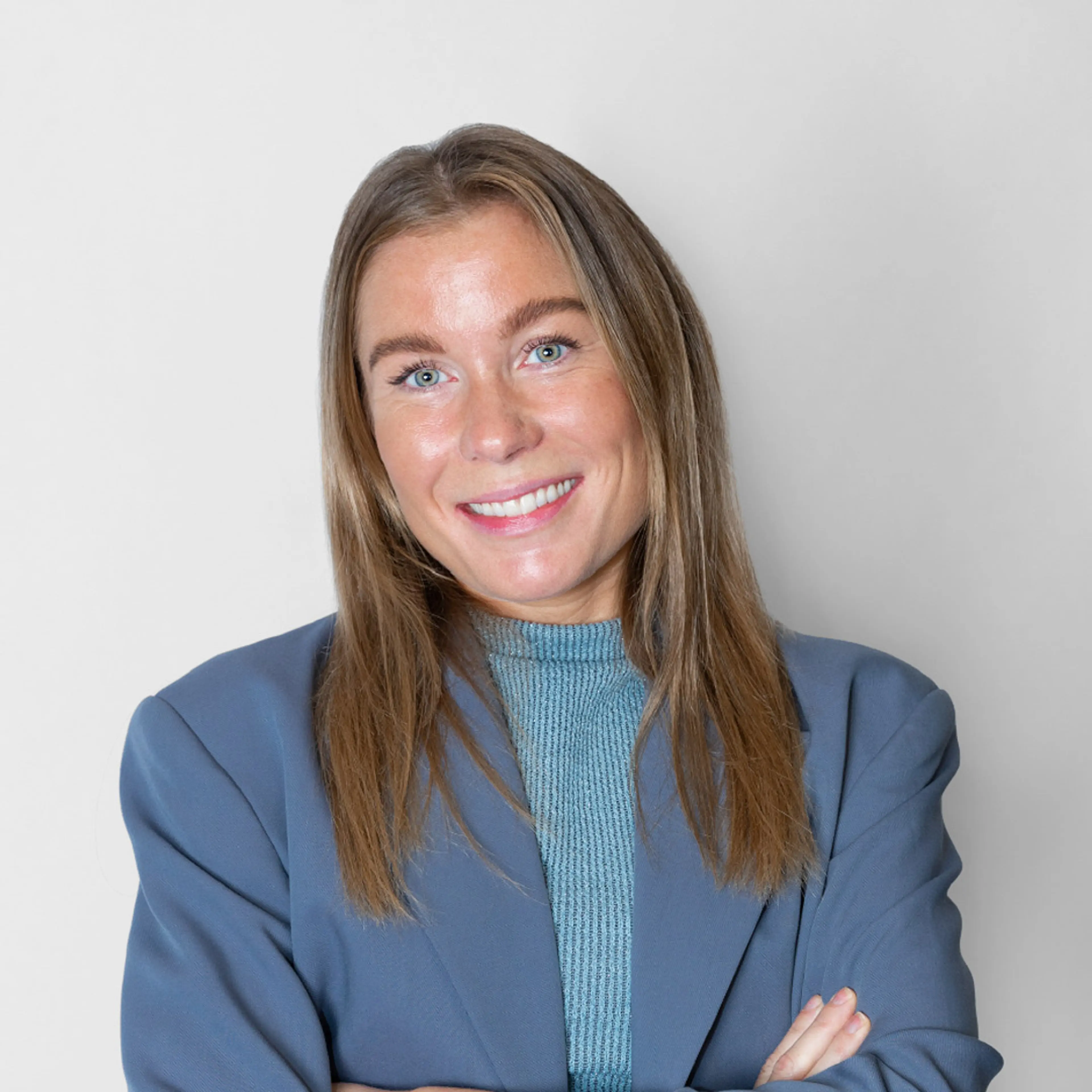 Porträttbild på Märta Åstrand, Kommunikatör på Newbody Family