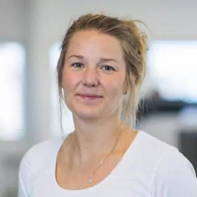Porträttbild av Anna Hultin, medarbetare Newbody Family