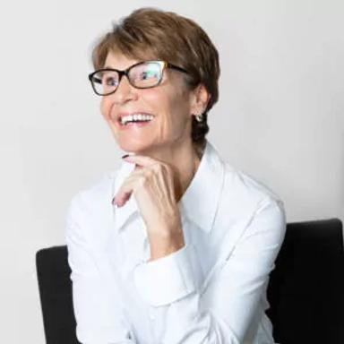 Porträttbild av Annelie Johansson, medarbetare Newbody Family