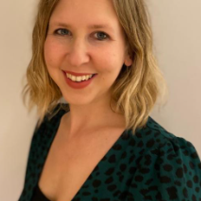 Dr Vicky Perry