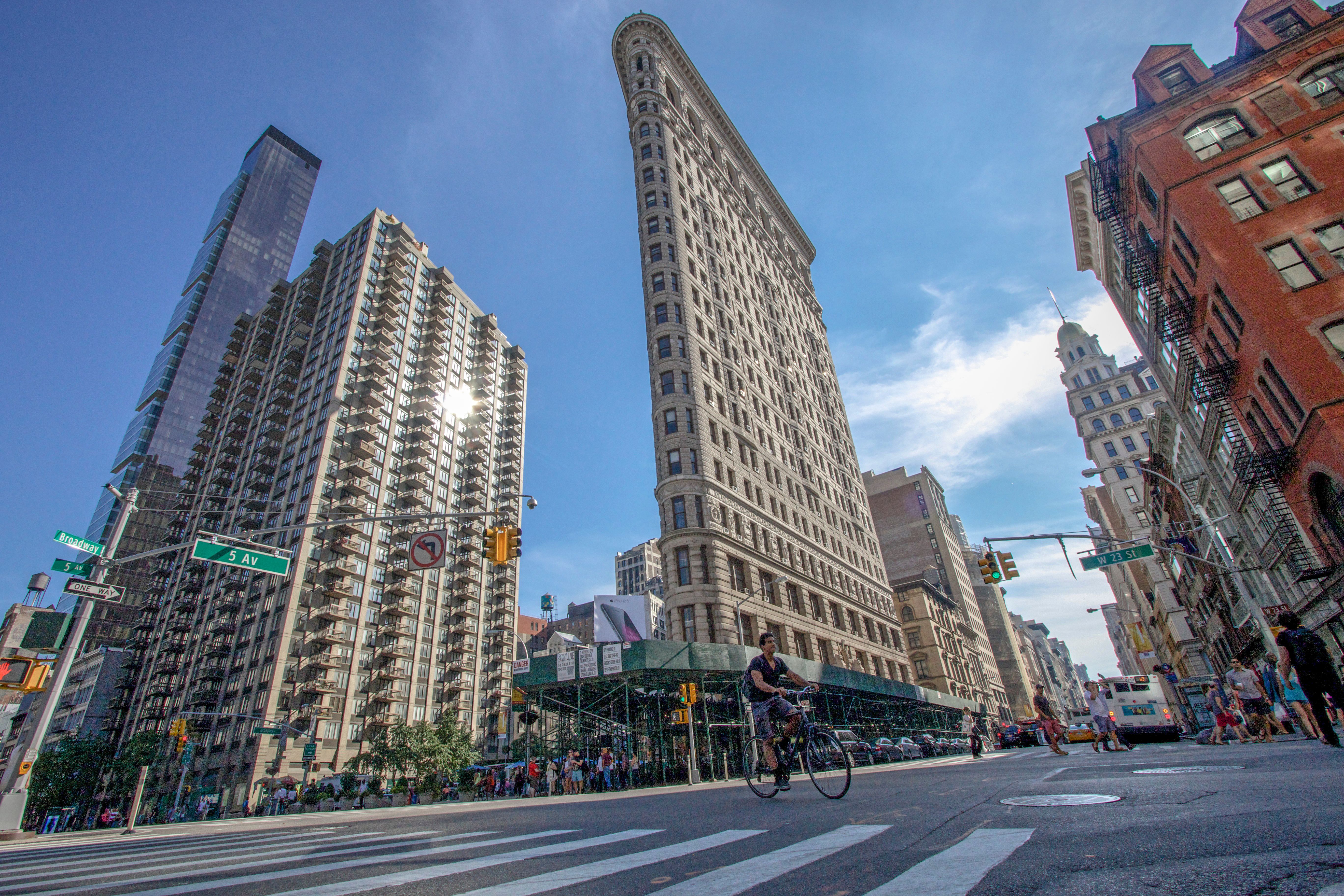 Flatiron Street Level