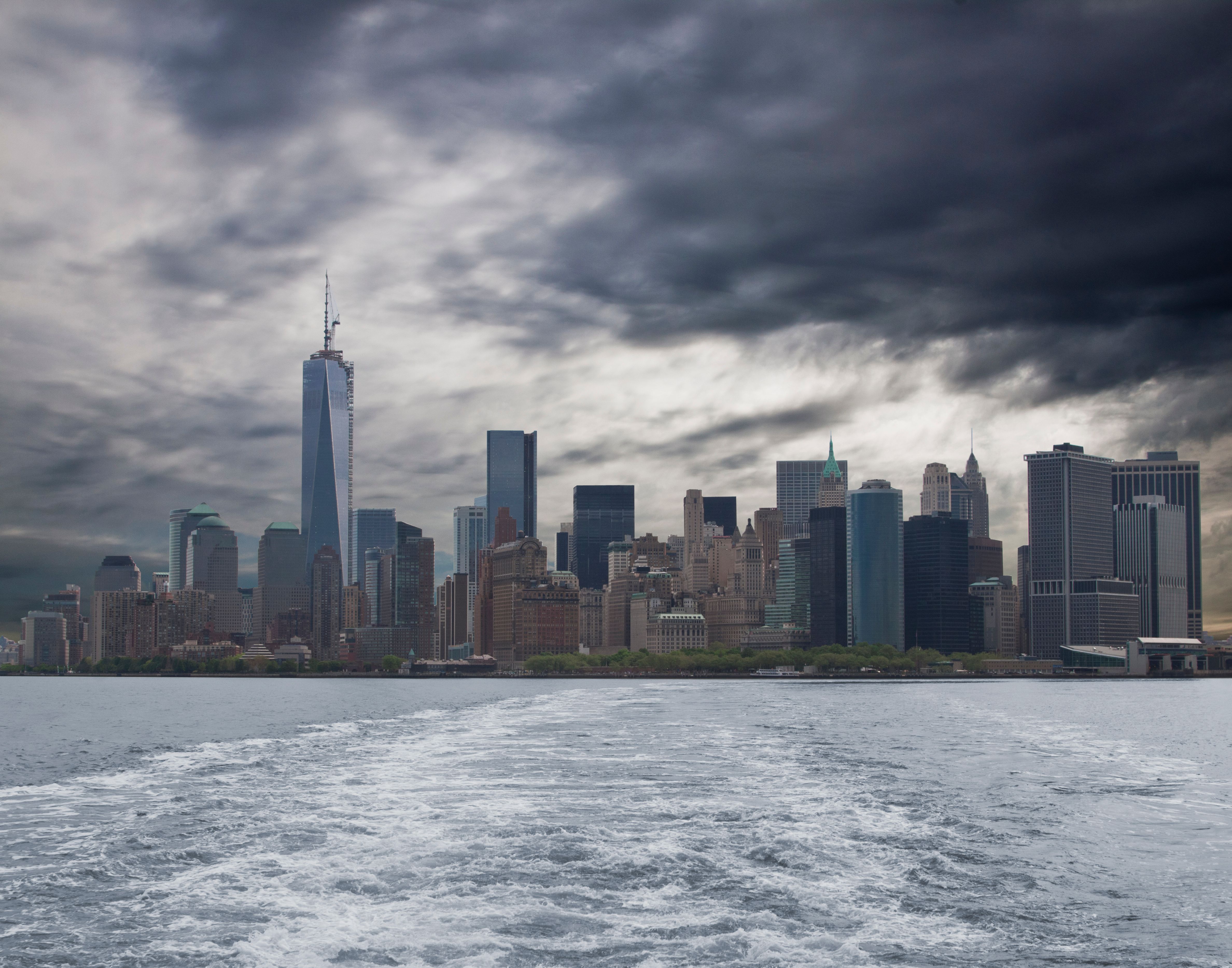 Skyline Under Pressure