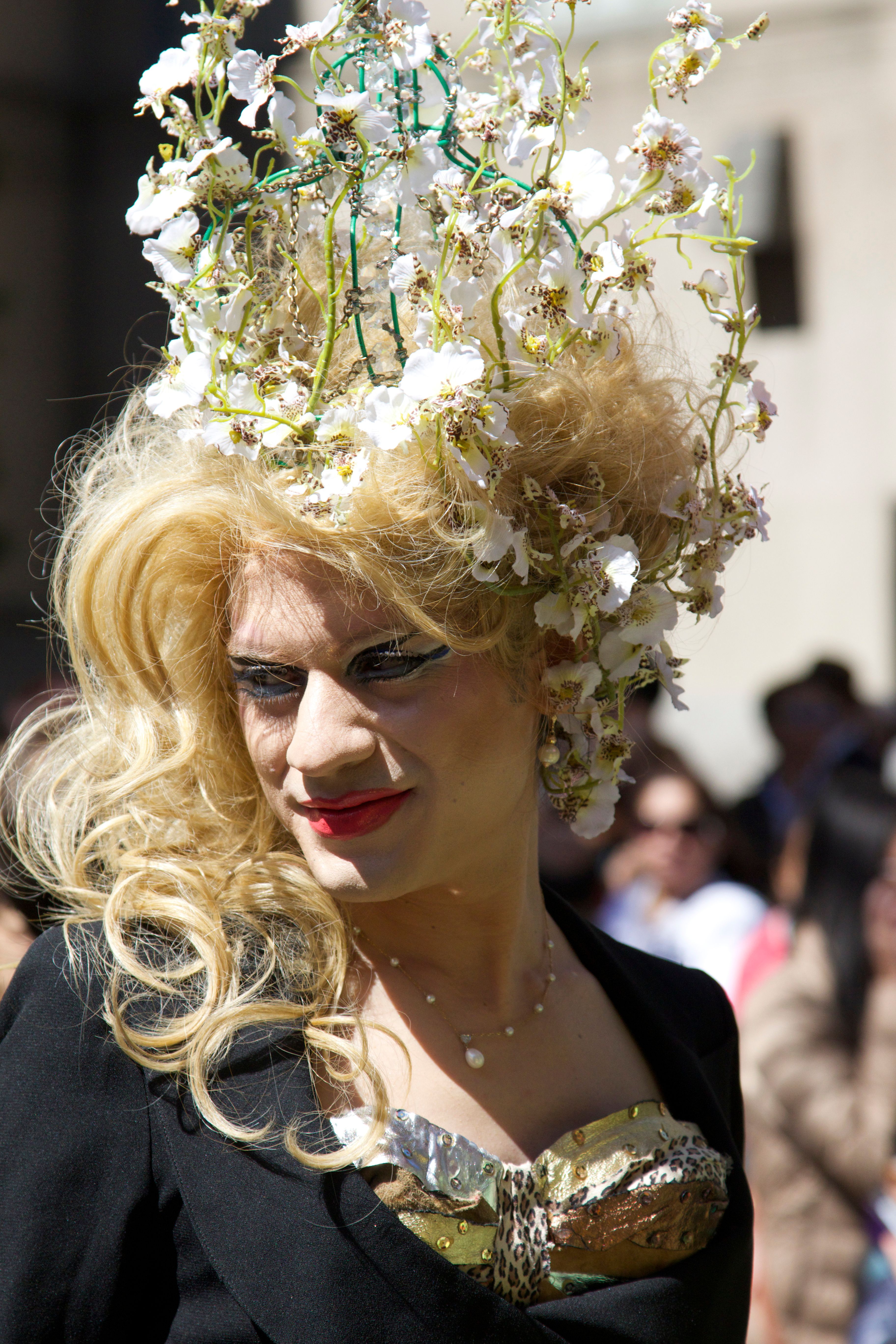 White Orchard — Floral Architecture